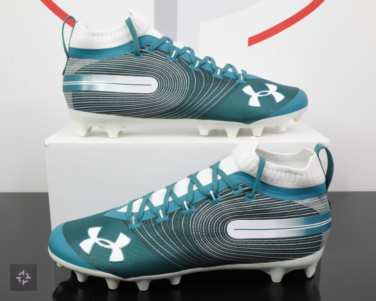Under Armour Spotlight MC Cyan Football Cleats Men’s Size 11.5 (3021418-302)