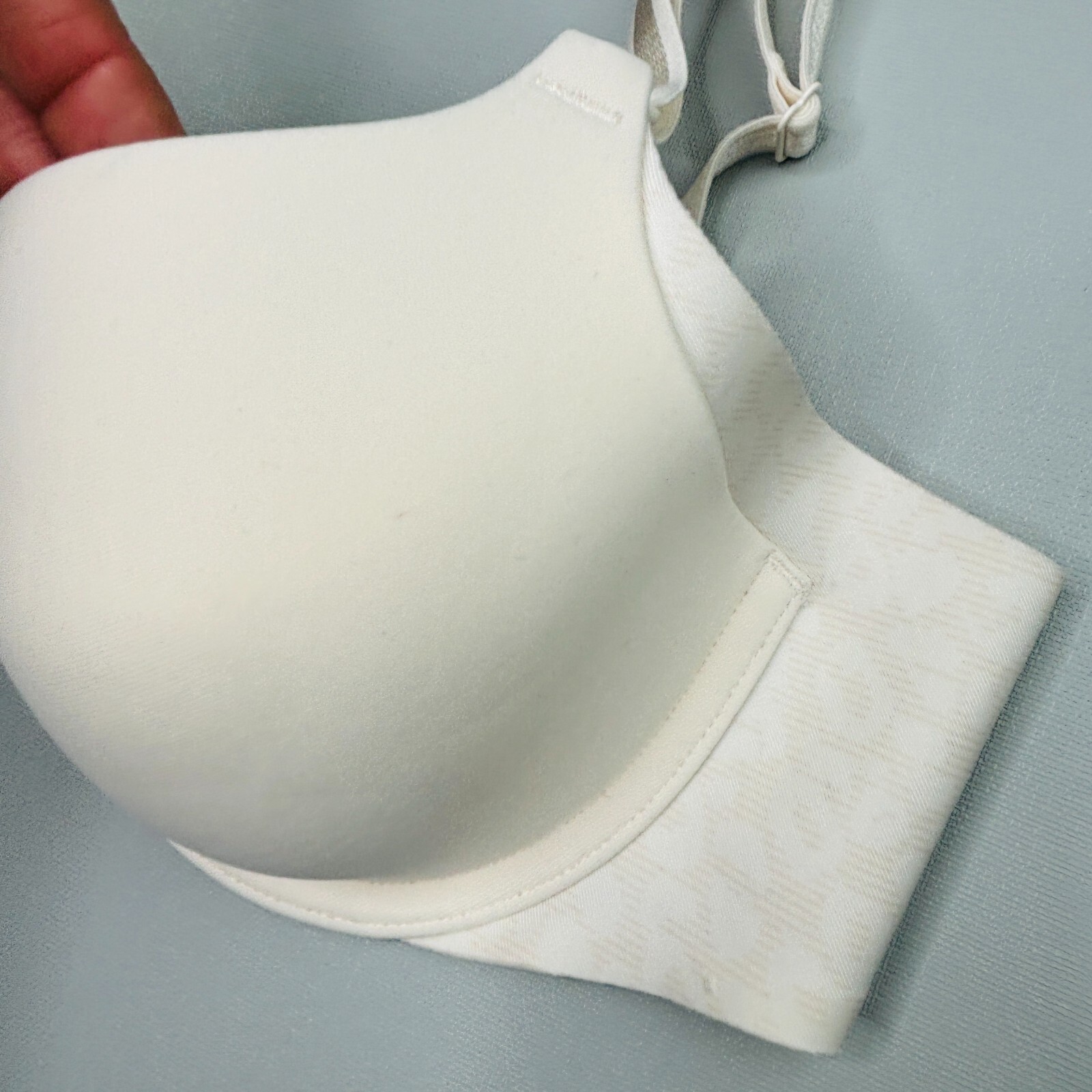Warners No Side Effects Bra 34B Underwire Satin Padded Back Smoothing 5781