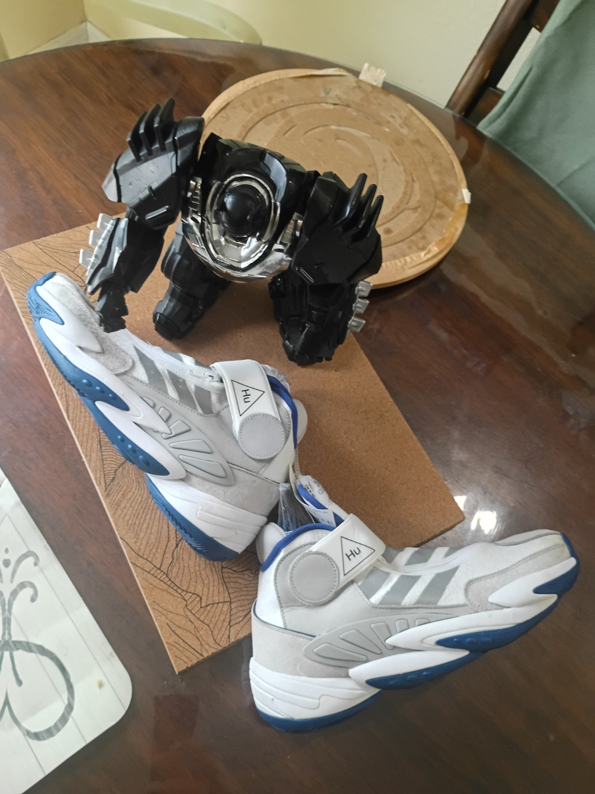 Adidas Crazy BYW x Pharrell Williams Size 10 sz10