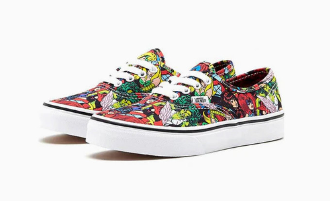 Sz 7 – Kid’s Vans Marvel x Authentic (TD) ‘Superhero’ VN0A38E8U41