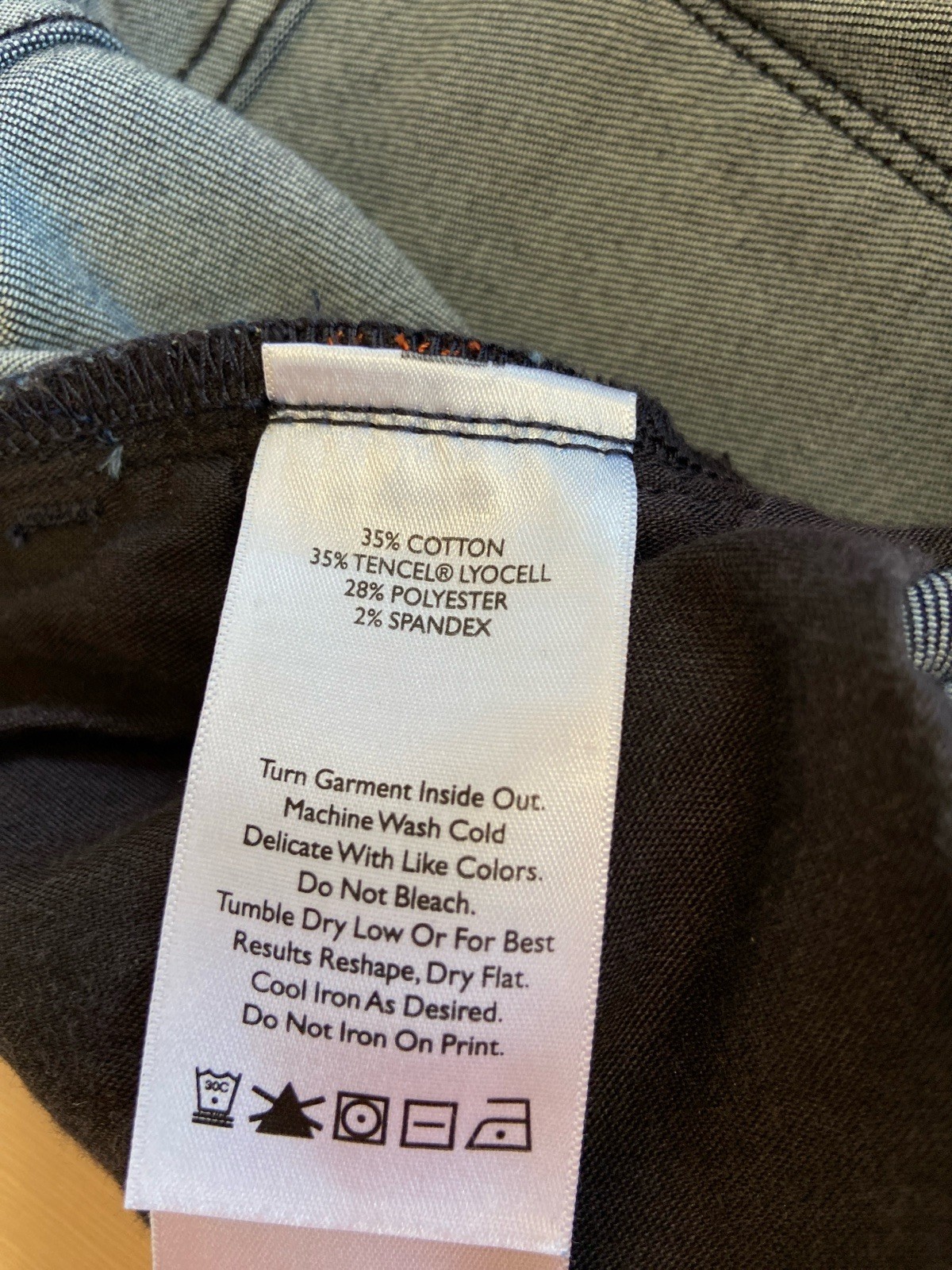 Eddie Bauer Mid Rise Slightly Curvy Skinny Ankle Stretch Jeans Dark Wash Size 2
