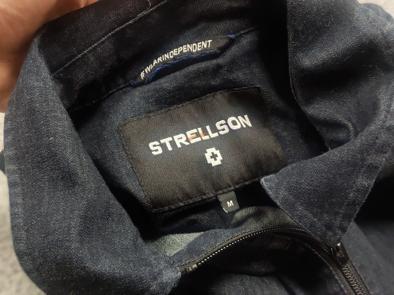 Strellson Classic Design dark blue denim Zip Jacket with collar and pockets