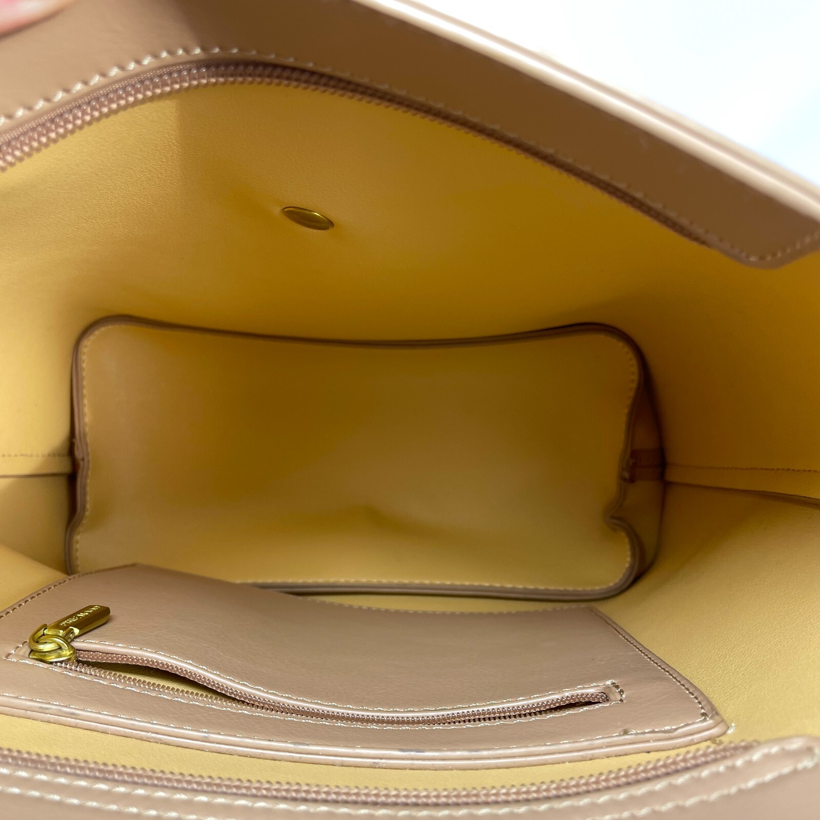 Pixie Mood Mag 10.25 x 11 Vegan Leather Crossbody Bag, Sand Color (flaws)