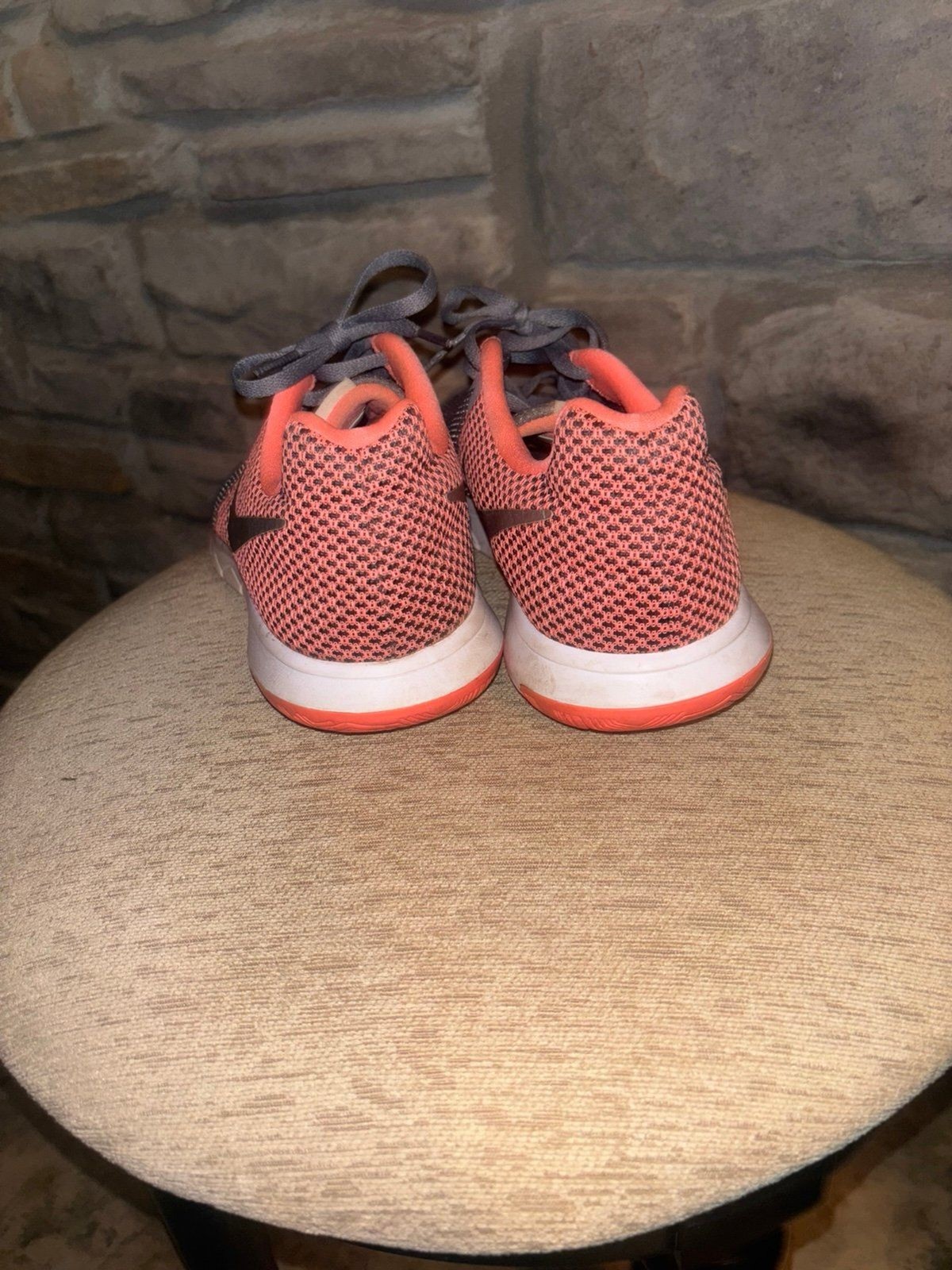 Nike Flex Experience Womens Running Shoes Gray/Coral Sz 9.5