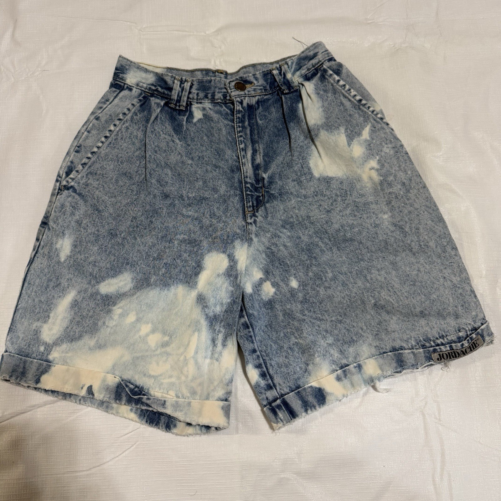 Vintage Jordache Women’s Tie-Dye Bermuda Denim Shorts Size 12w Relaxed Pocket