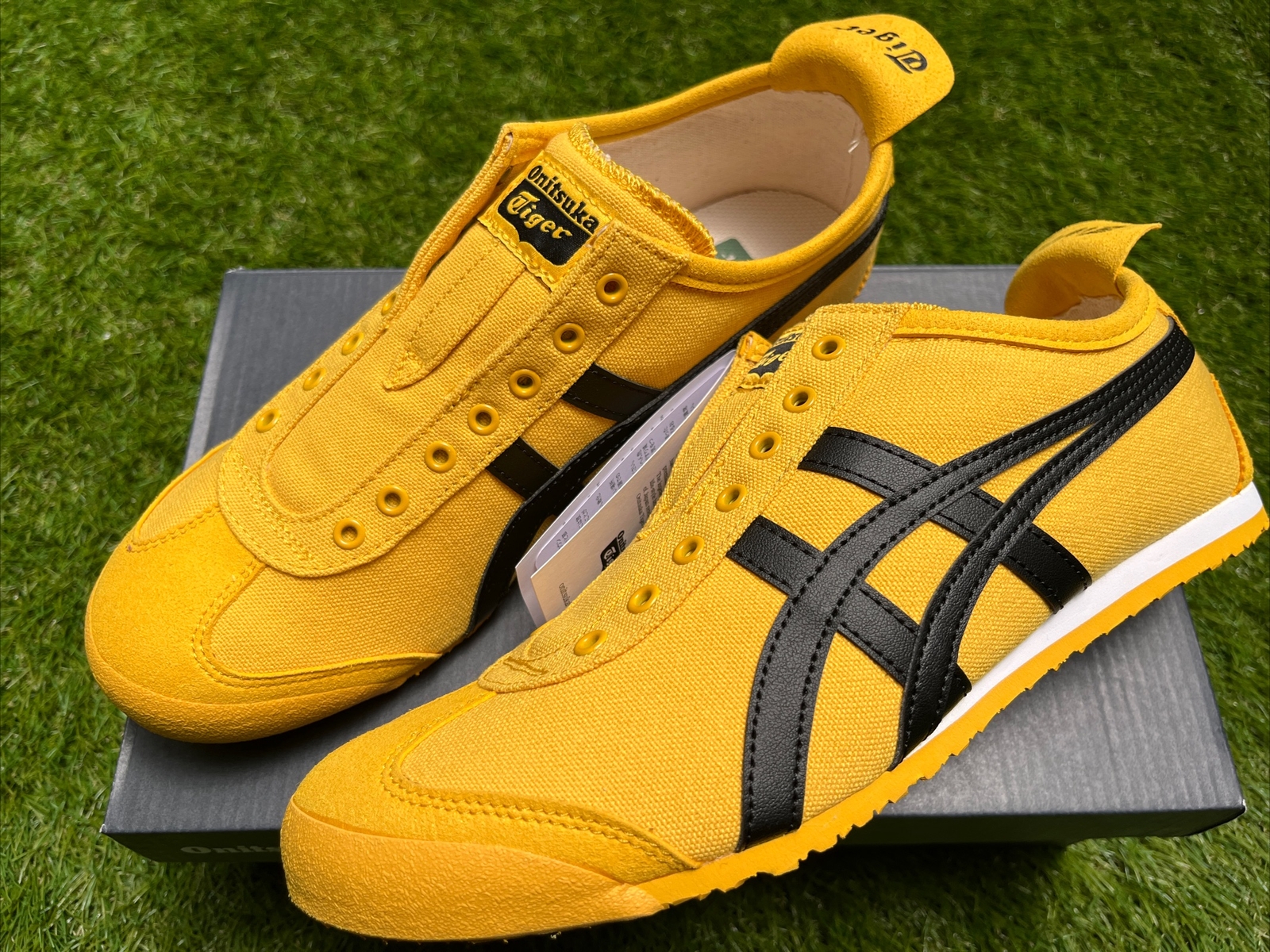 Onitsuka Tiger MEXICO 66 SLIP-ON 1183A746 751 Yellow/Black Unisex Shoes