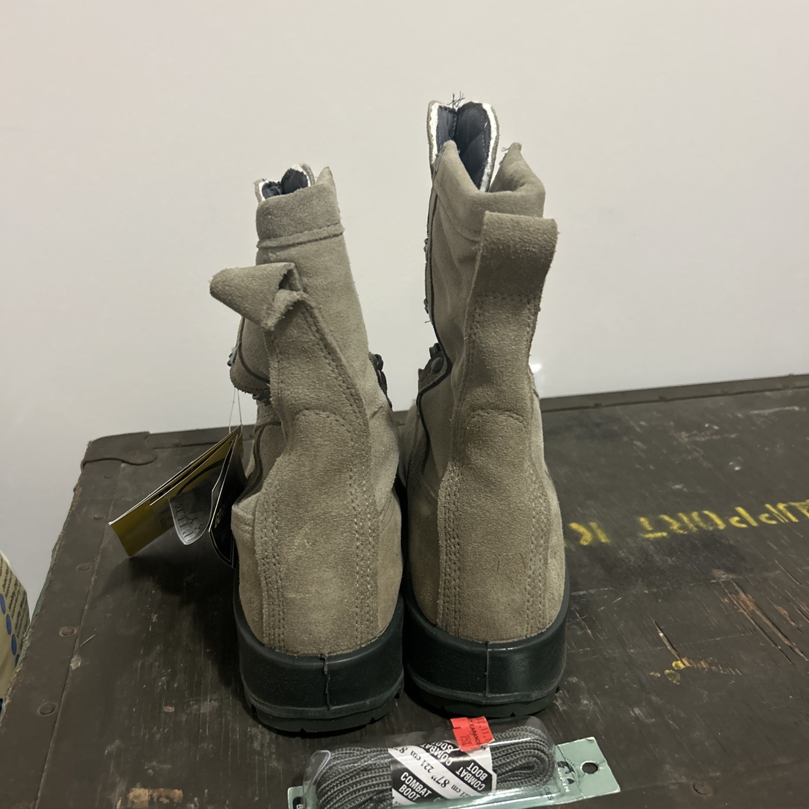 Belleville cold weather 675st 600 Gram Gore-Tex Sage Green Military Boots S 7.5R