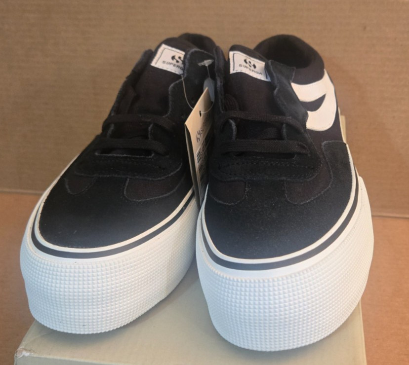 Superga 3041 Revolley Colorblock Platform Sneaker 8.5 Men/10 Women Black/White
