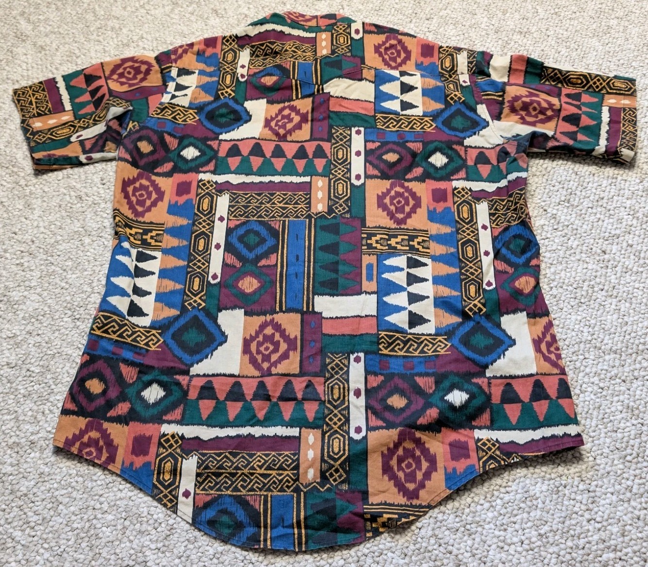 VTG Plainsman Western Aztec Pattern Multicolor Button Shirt L/XL
