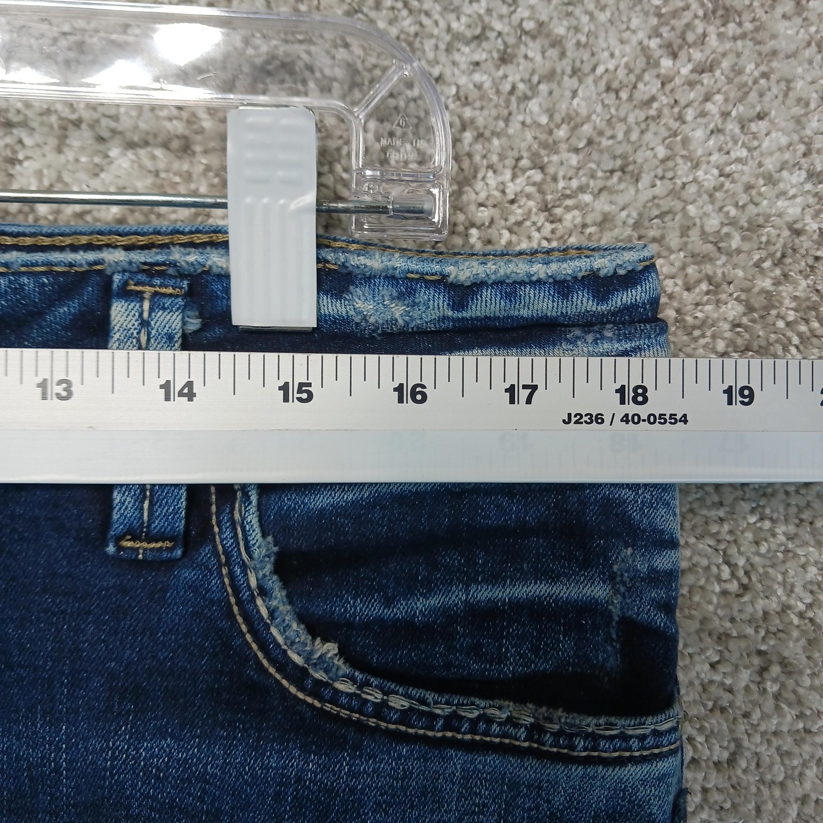 Silver Jeans Co Sam Boyfriend Jeans Womens W32 L27 Blue Distressed Stretch
