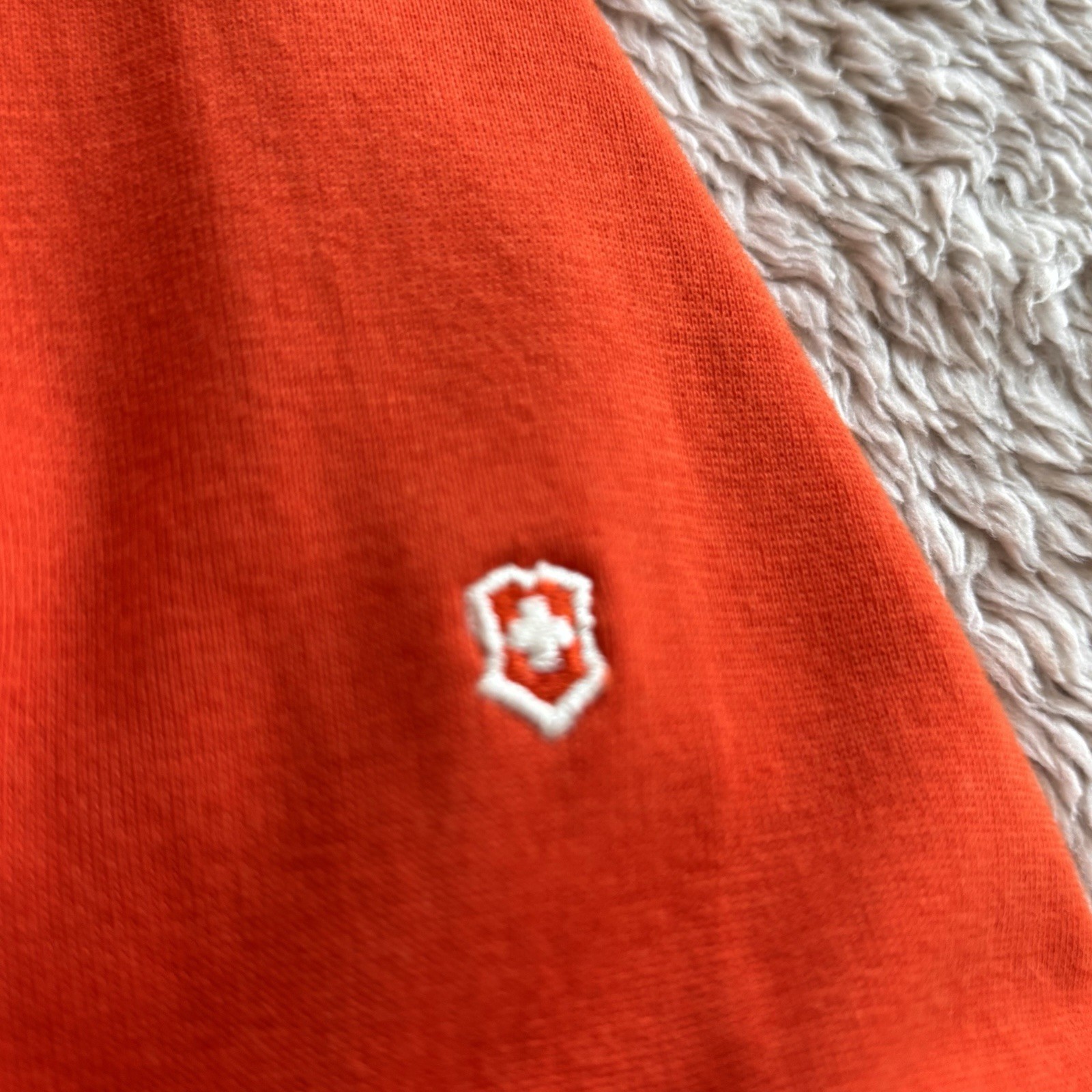 Victorinox Men Large Swiss Army Red Sweater 1/4 Zip Elbow Patch Cotton Blend NWT