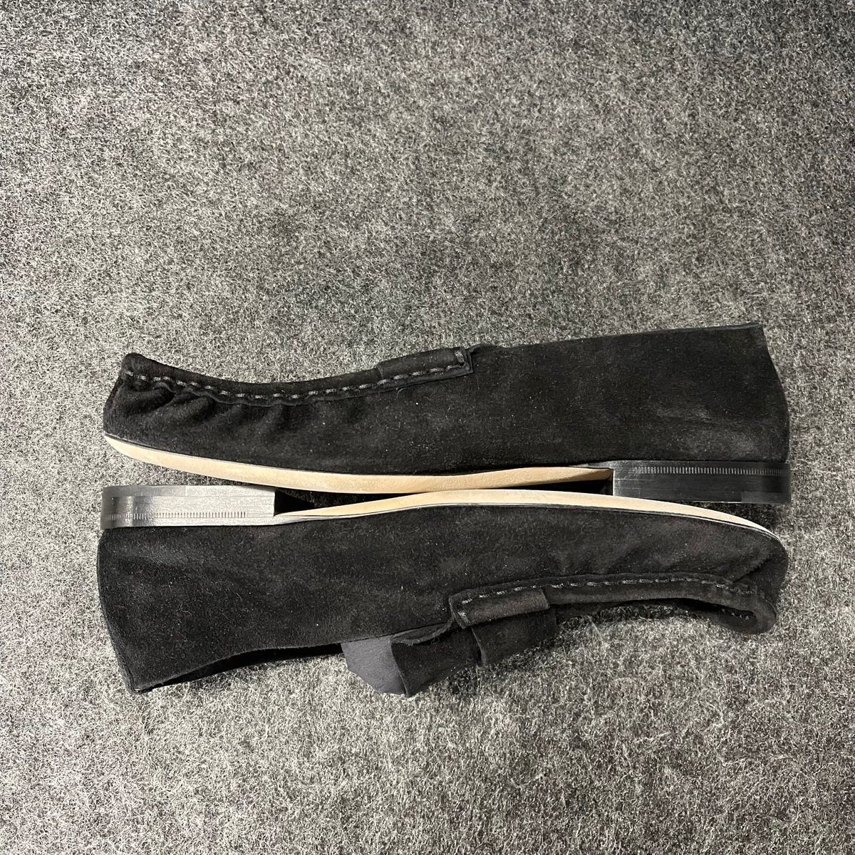 THE ROW Soft Suede Mocassin Women’s Size US 7.5 Black F1626-L305