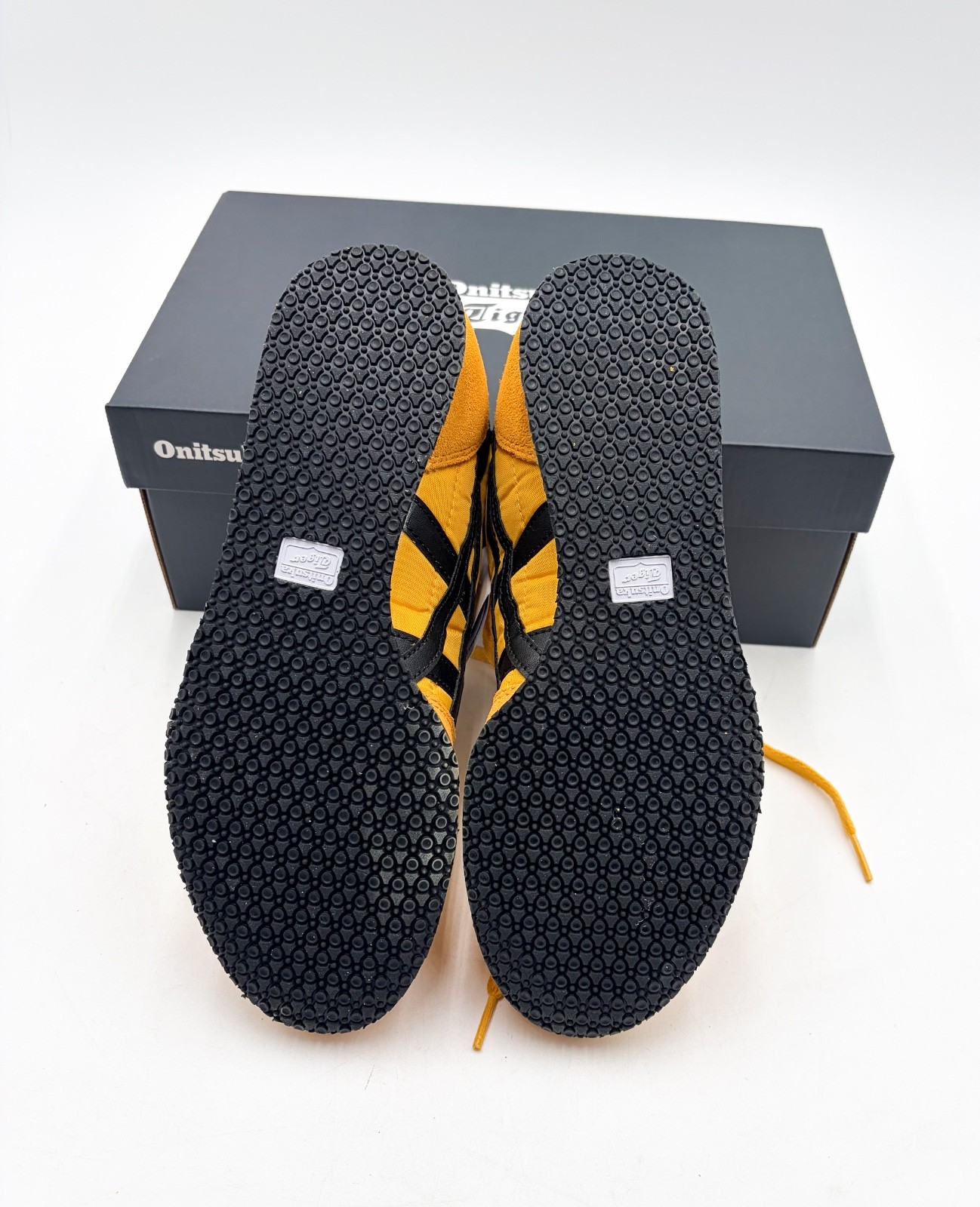 Onitsuka Tiger SERRANO Yellow/Black Daily Sneaker with Box (US 8) From US
