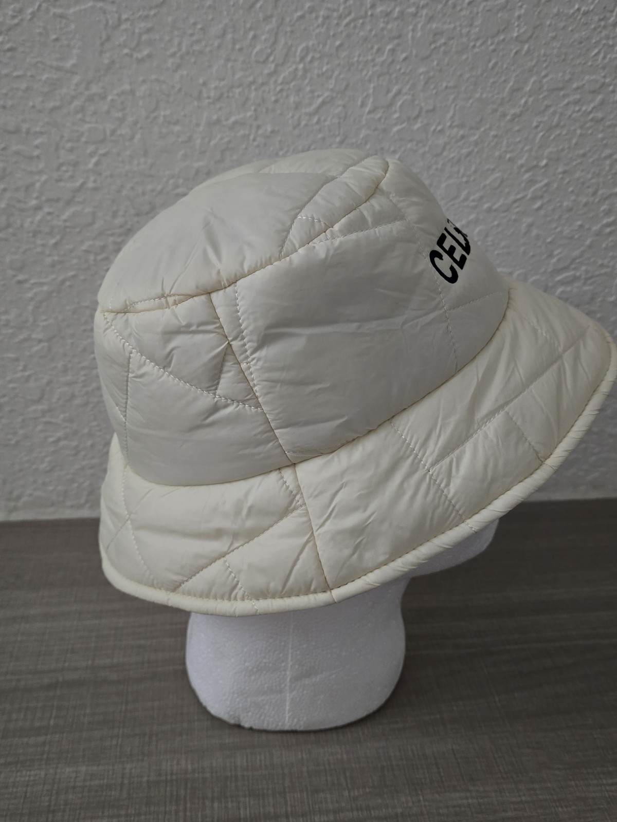 CELSIUS Essential Energy Drink Quilted Puffer Bucket Hat White Cream Solost