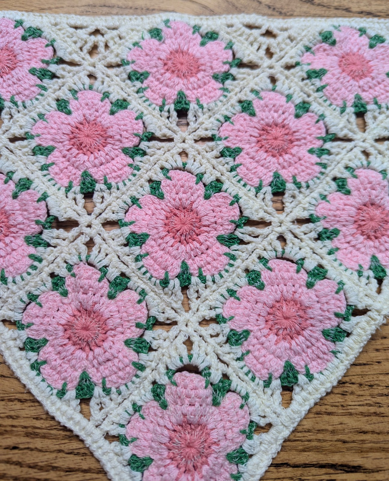 Women’s Crochet Floral Triangle Headscarf Scarf, White Pink Green Tie