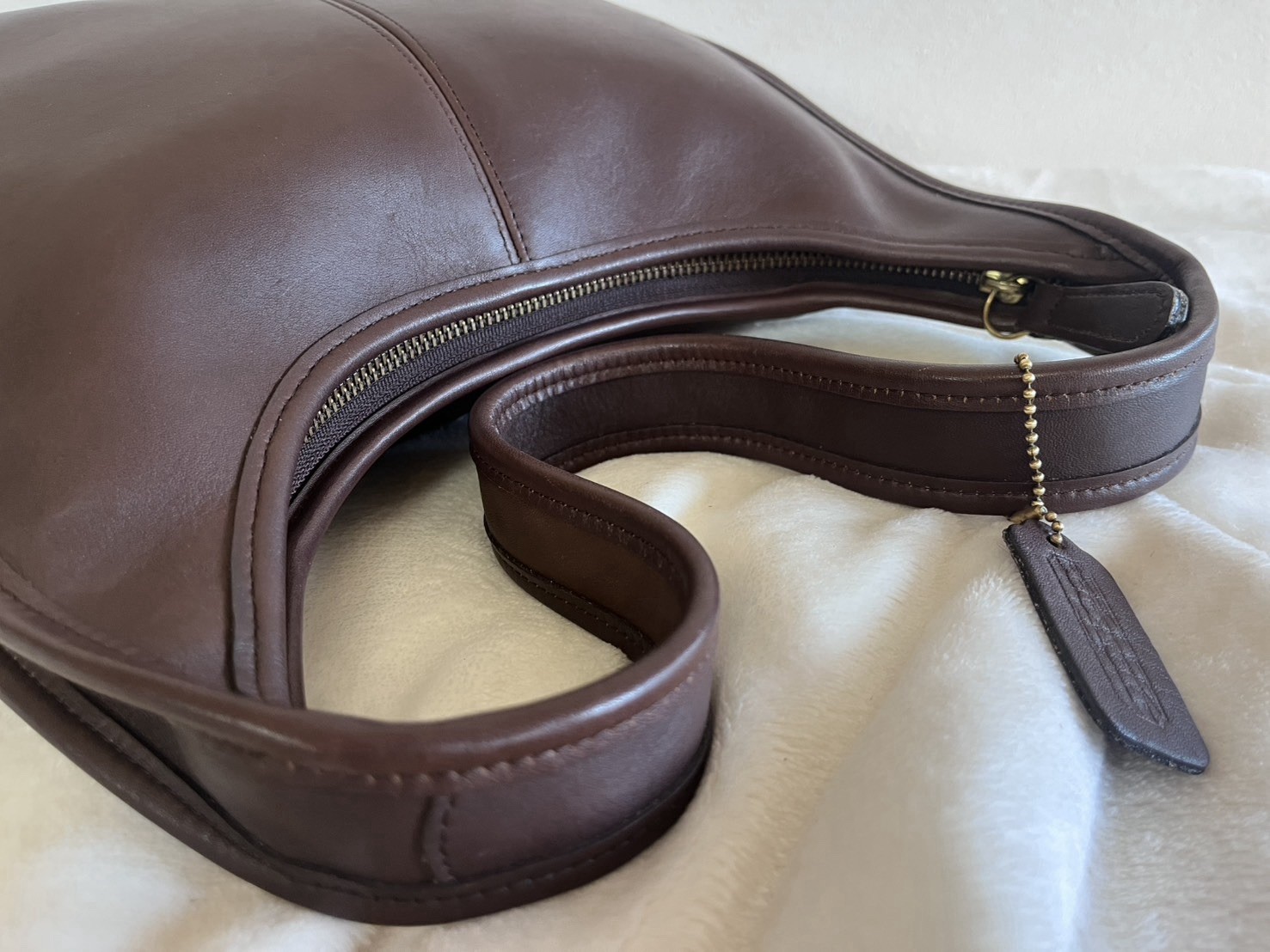 VGUC Vintage Coach 9025 Mahogany Brown Leather Ergo Shoulder Bag Made in USA
