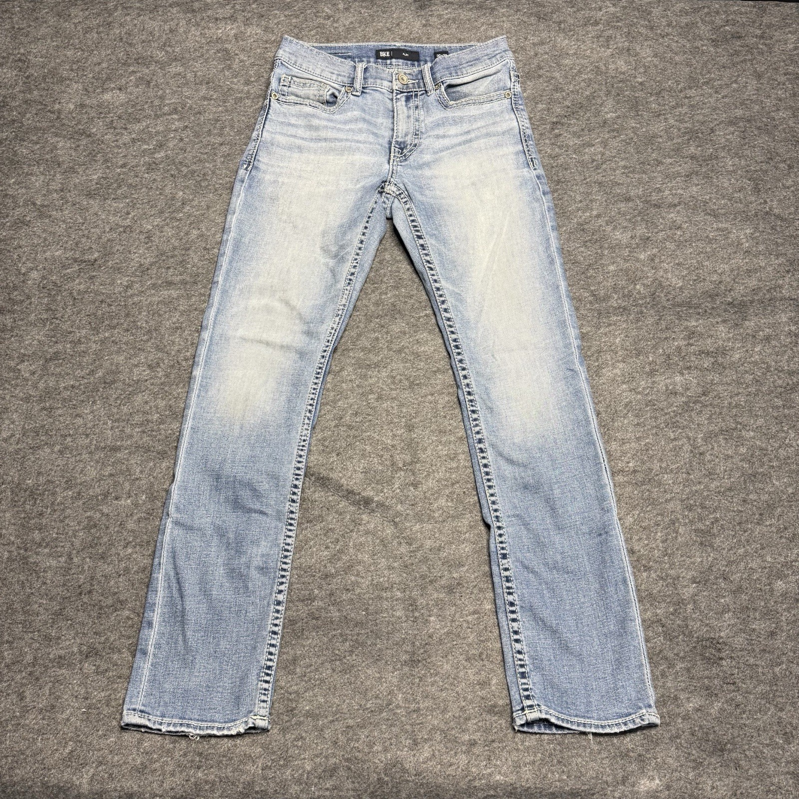BKE Alec Men’s Jeans 30×32 Bootcut Light Wash Stretch Denim Buckle