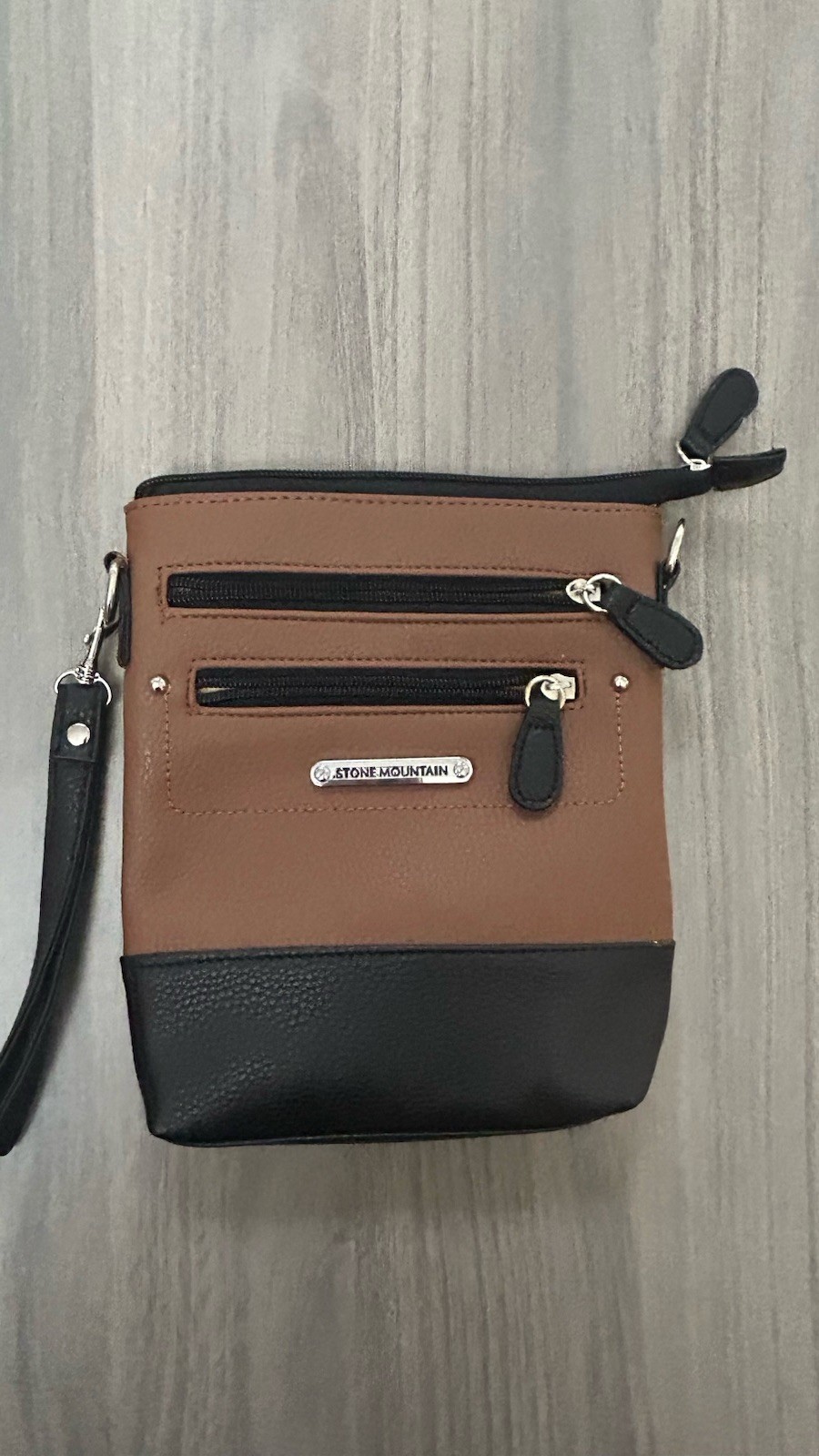 Stone Mountain USA Leather 3 in 1 Clutch, Wristlet, Crossbody Bag Black & Tan
