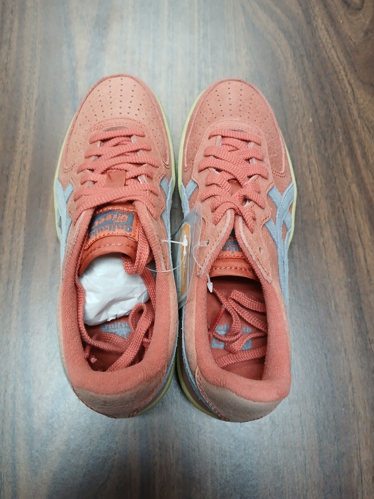 Asics ONITSUKA TIGER GSM Red 5.5 – Seller Sample