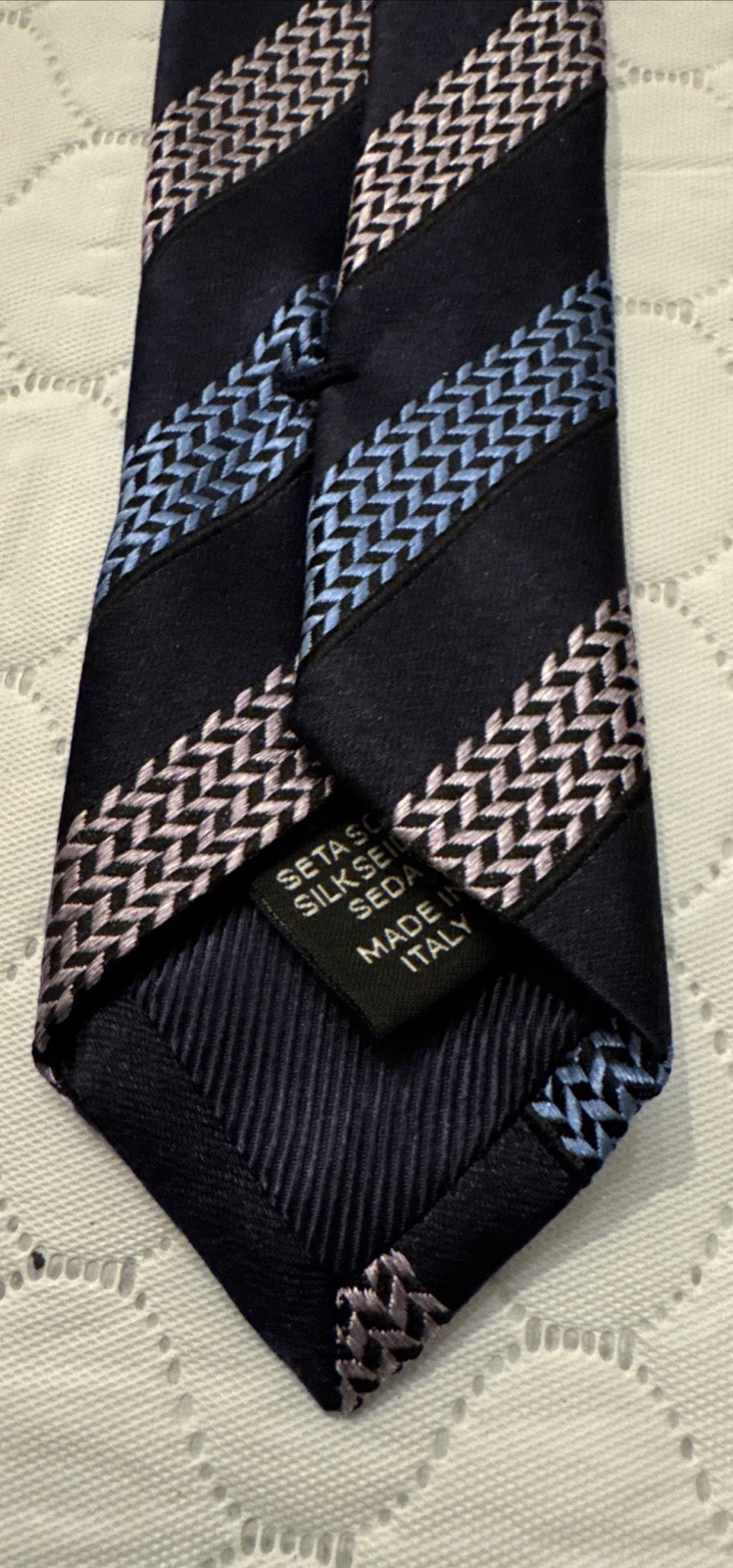 ERMENEGILDO ZEGNA Tie Necktie Italy Herringbone Striped Blue Pink 3 1/8” X 59”