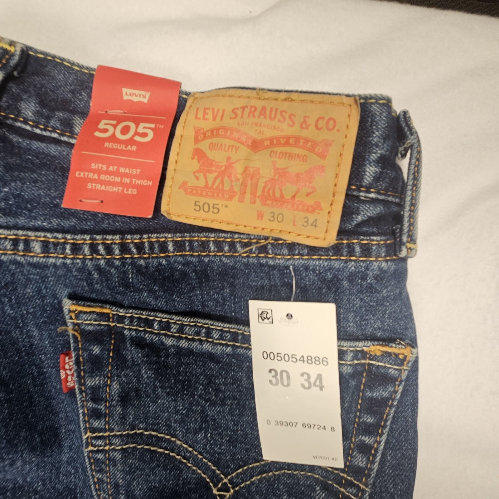 Levi’s 505 Regular Fit Jeans Men 30×34 Dark Stonewash NWT Straight Leg Pants