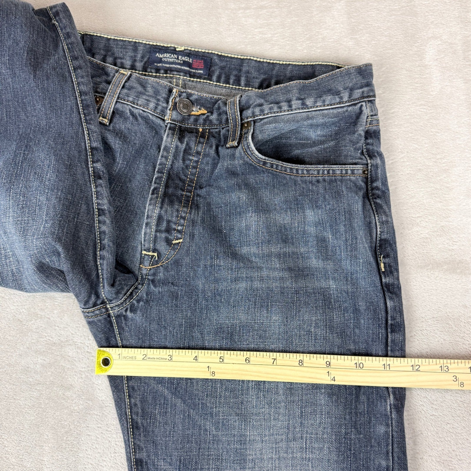 American Eagle Jeans Mens 32×32 Blue Straight Button Fly Y2K Rugged Workwear