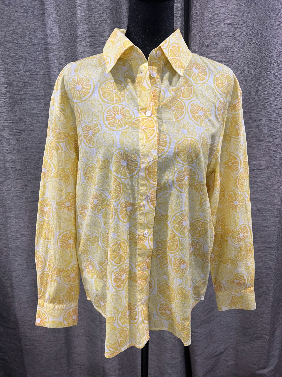 NWOT Mango Women’s Yellow lemon print long sleeves button up shirt size 4