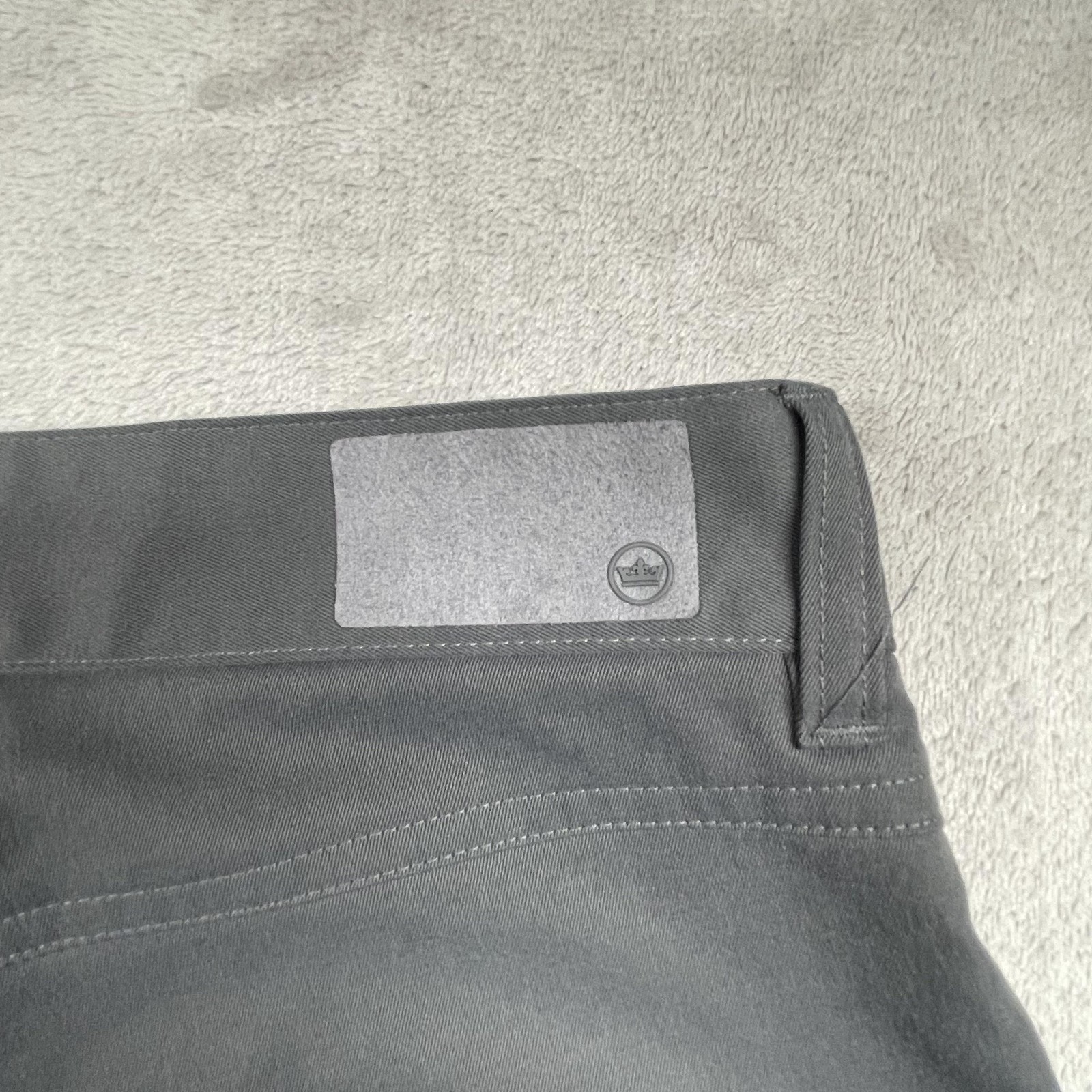 Peter Millar Pants EB66 Mens 33×34 Gray Microfiber Chino 5 Pocket Golf Casual