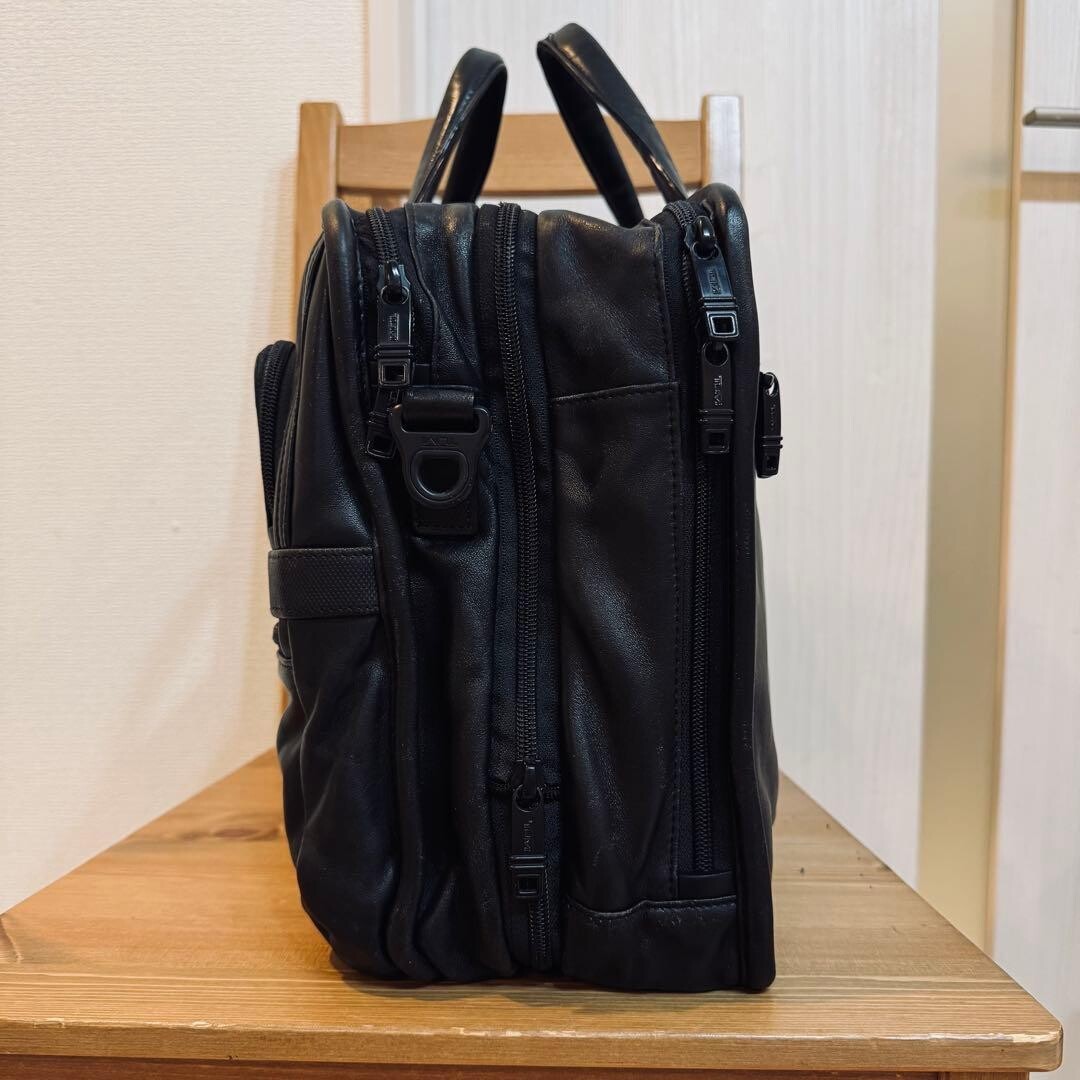 TUMI Alpha 2 Leather 2-Way Business Briefcase Laptop Bag 96141D2 Black 44cm