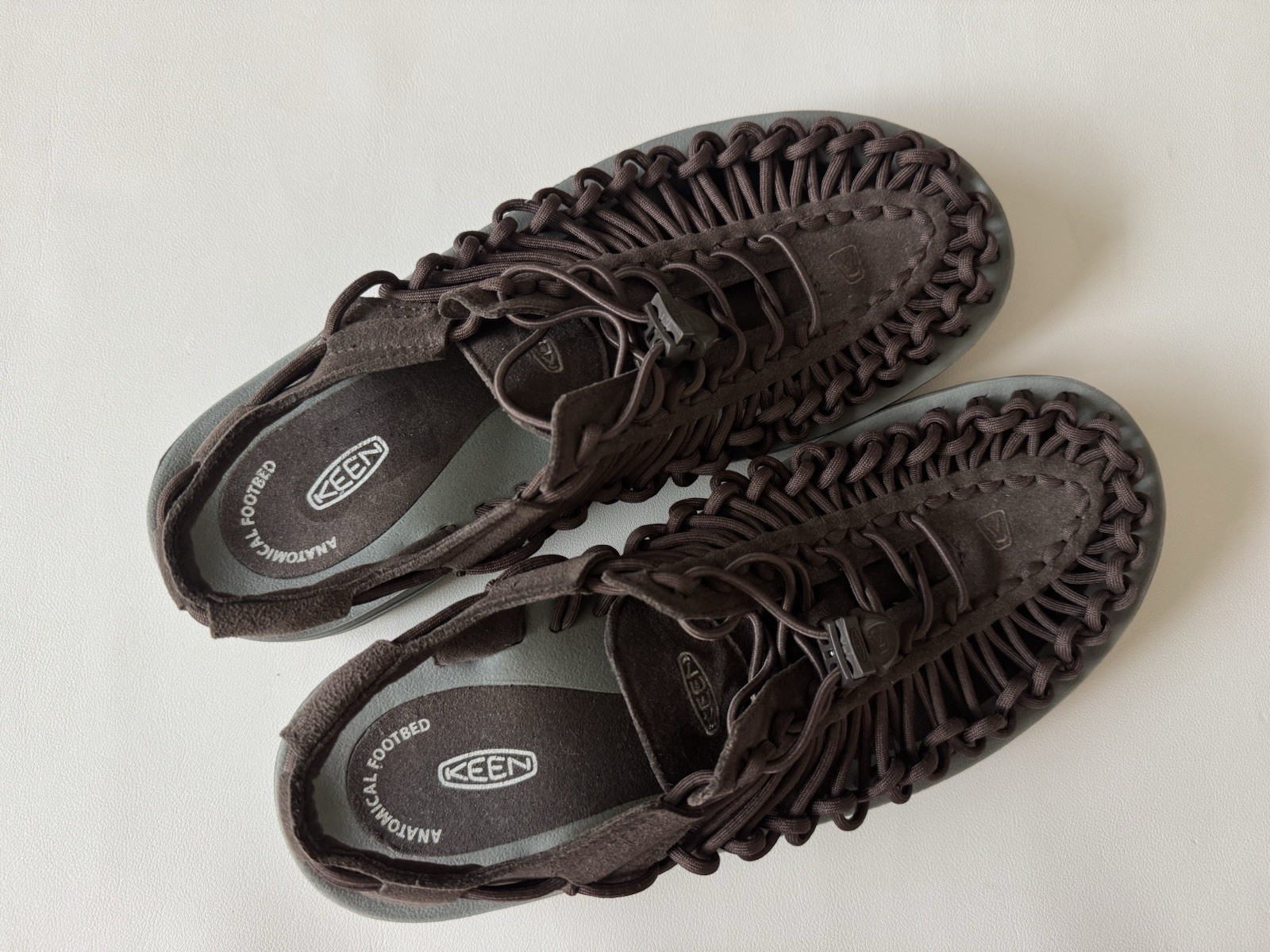 Keen Uneek Java Brown Waterfront Sandal Men’s Size 8.5 Contour Arch Flex Zone 41