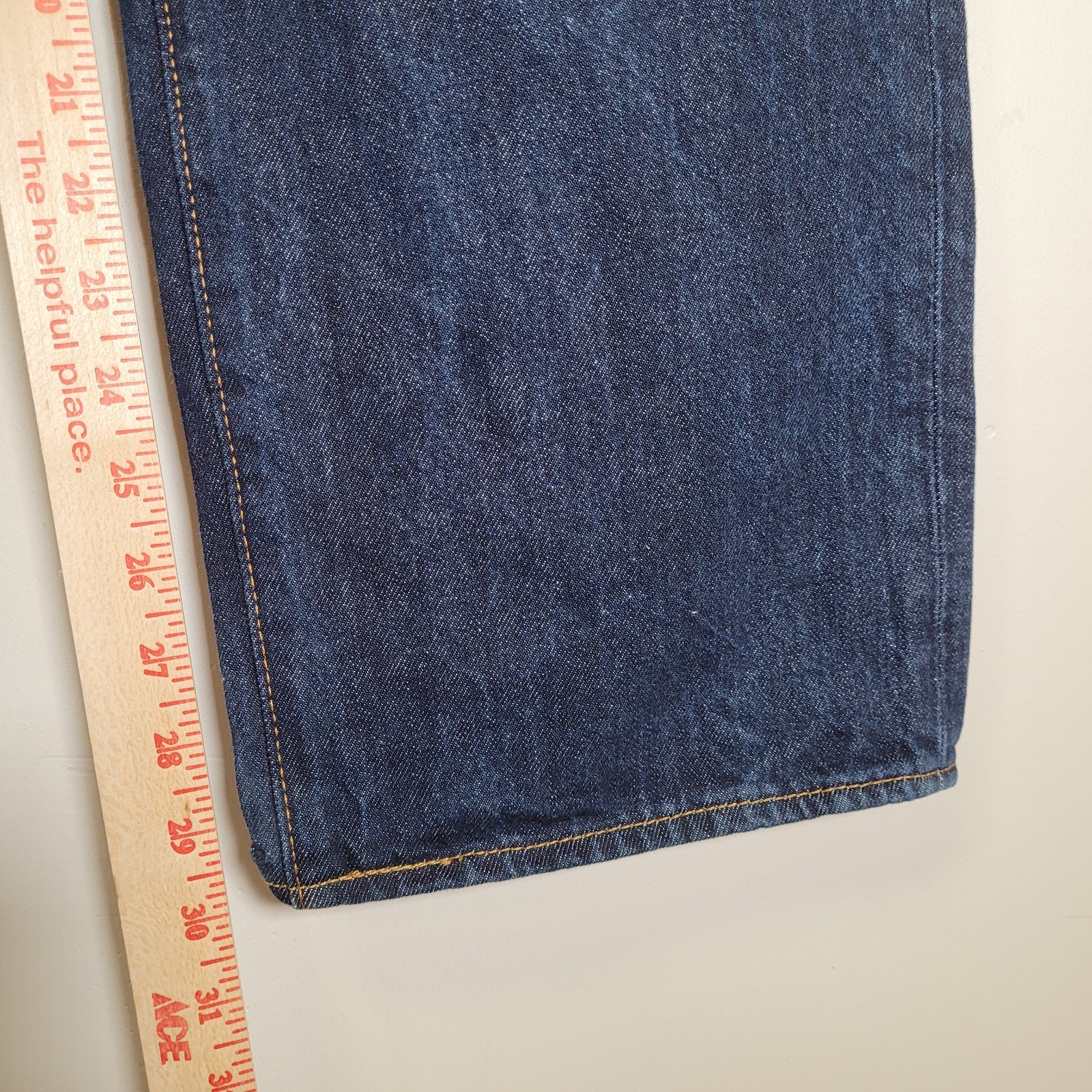 Levis 568 Loose Straight Jeans Mens 36×30 Medium Wash Blue Denim Pants EUC Baggy
