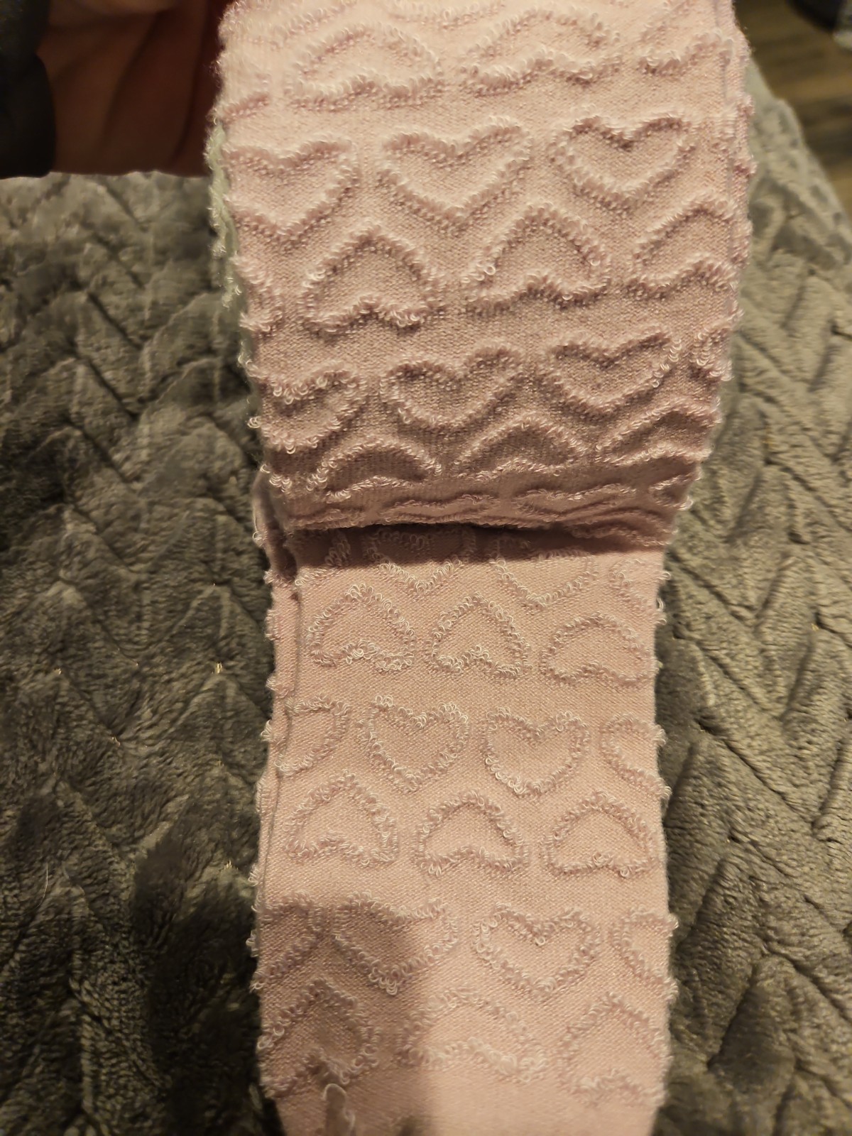 Apara Girls 10-4.5 2 Pair Rayon From Bamboo Crew Pink & White NEW Heart Pattern