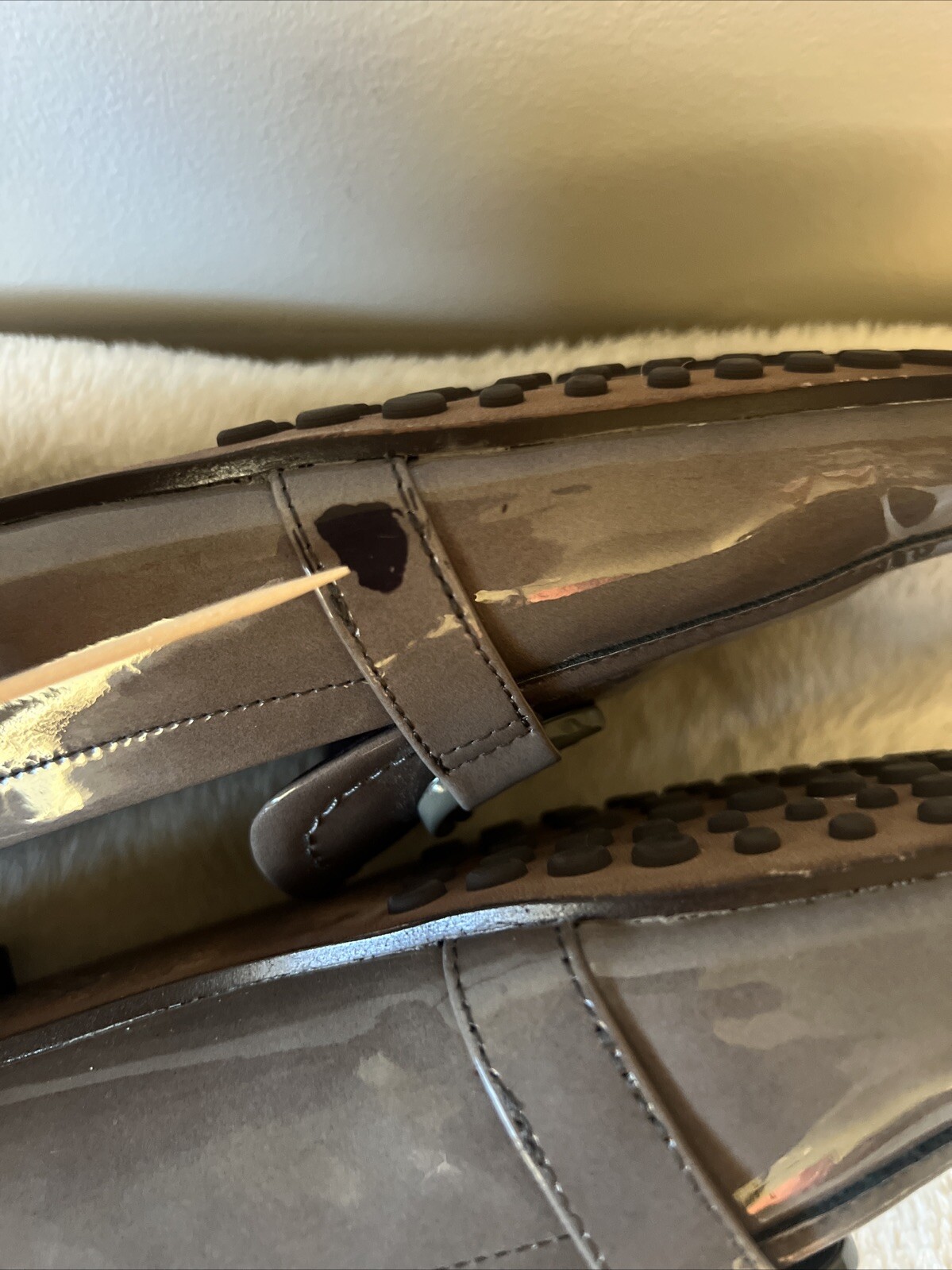 Tory Burch Georgia Patent Leather Loafers Size 7 1/2 Grigio Spongy w/ Gold Logo