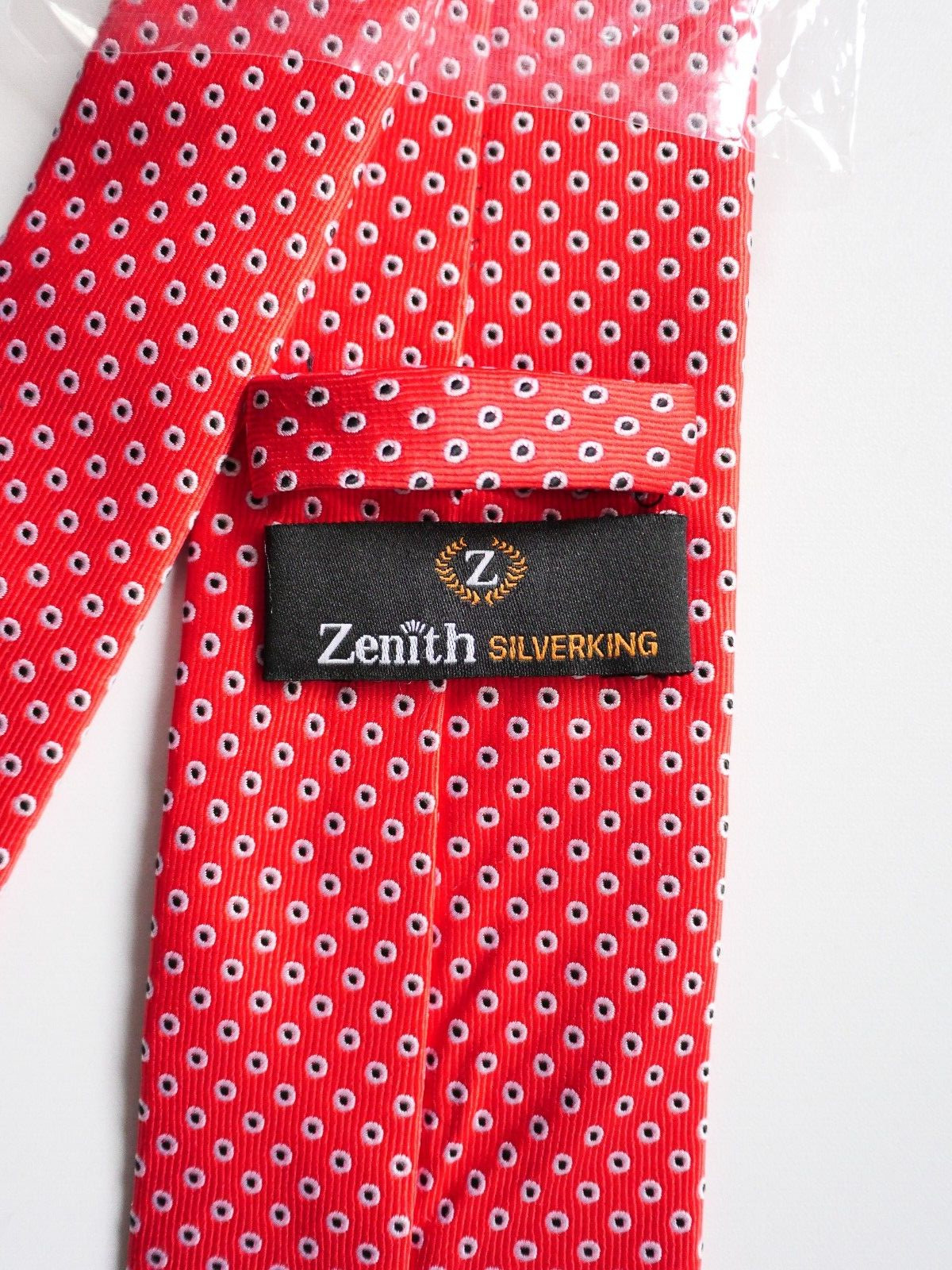 NEW ZENITH Silverking 100% Woven Jacquard Red Polka Dot Tie 57″x3″