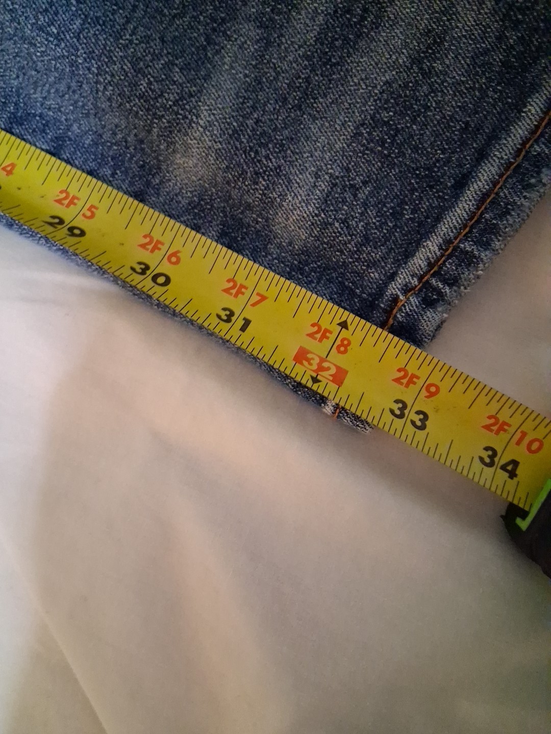 American Eagle Jeans Men’s Original Straight, Air Flex (+) Size 34/33 Destroyed