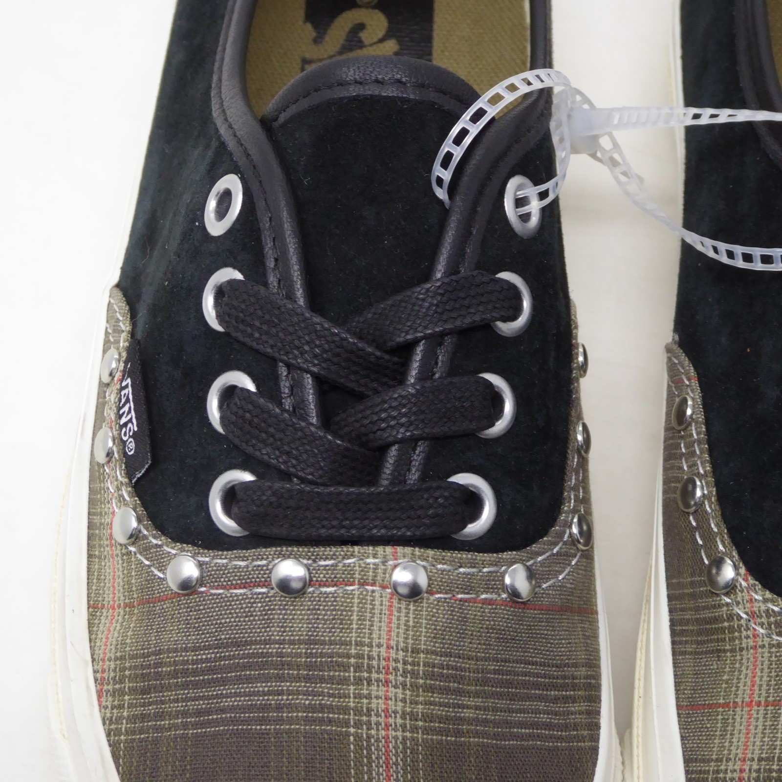 Vans Black & Khaki Premium Authentic 44 Sneakers Prep Plaid Olive Studs Sz 6.5