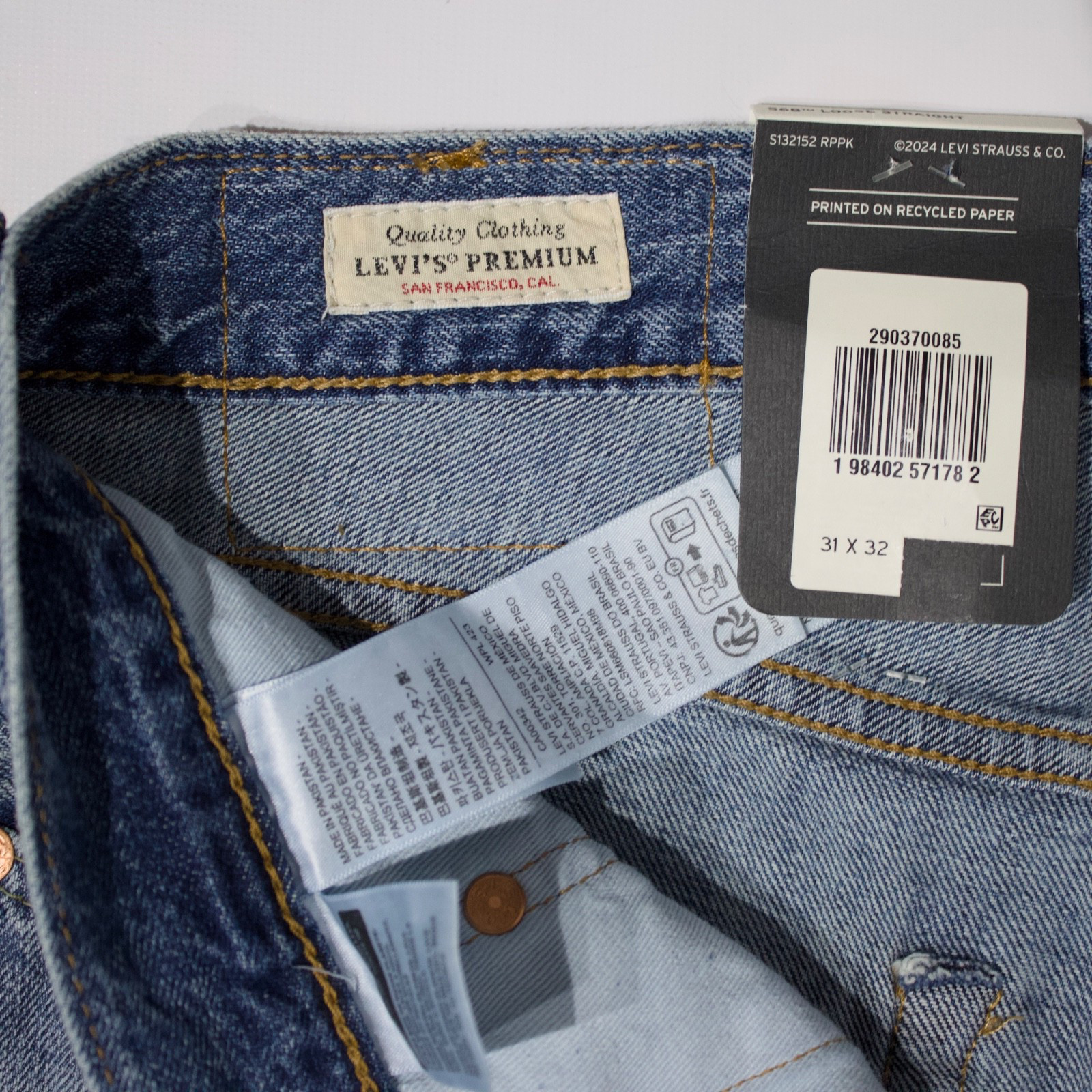 NWT $98 Levi’s Premium 568 Loose Straight Linen+ Medium Wash Jeans Men Sz. 31×32