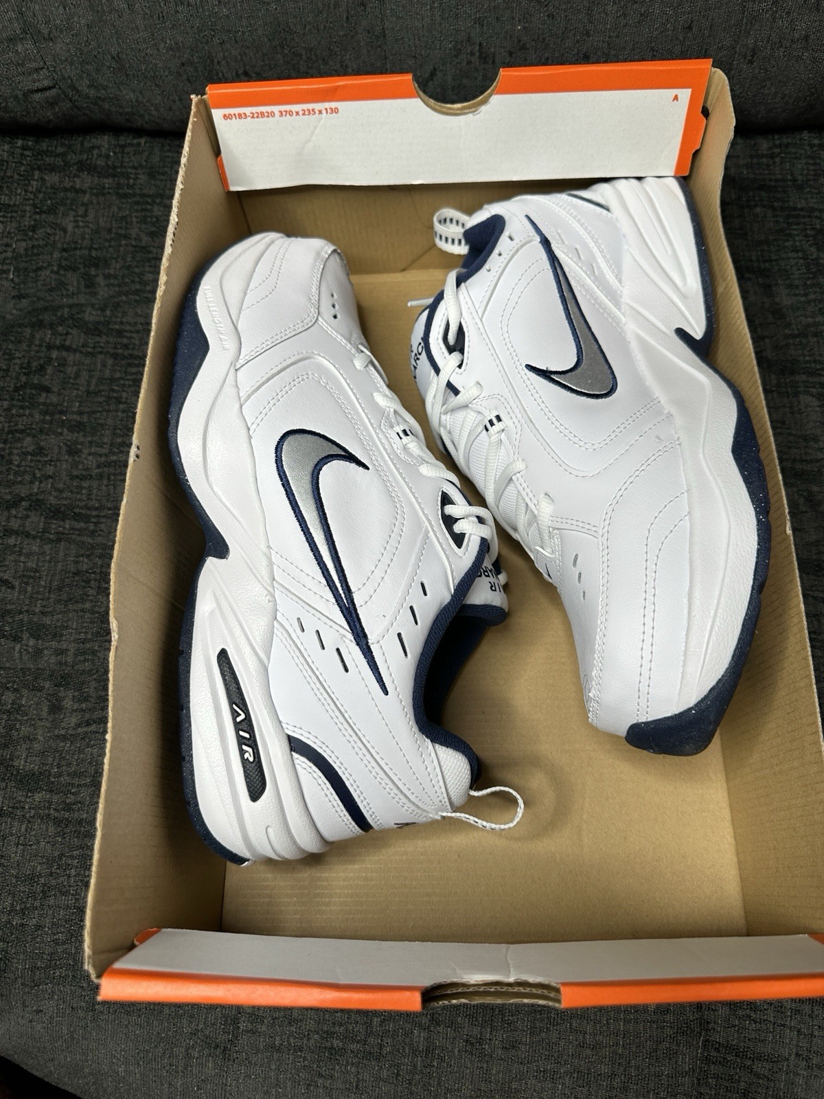 Nike Air Monarch IV 4E White Navy Mens 10 Wide Training Shoe 4E 416355-102 New