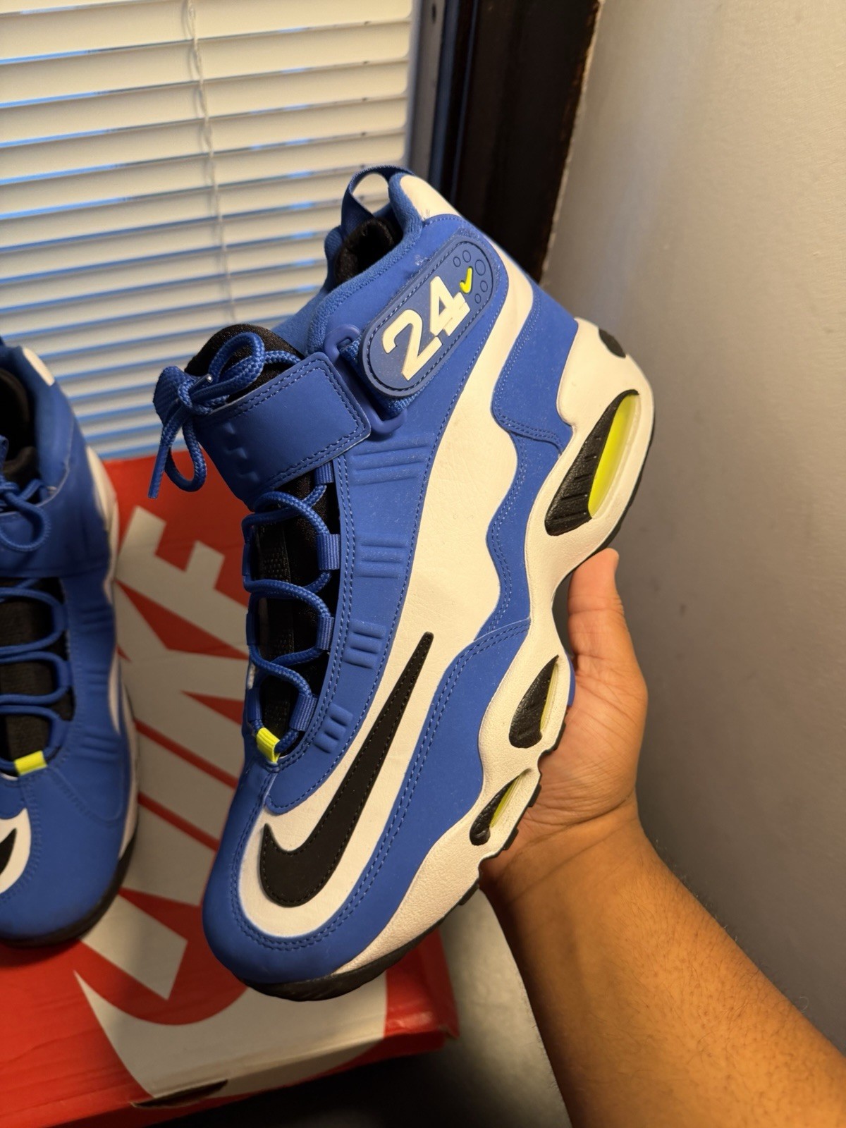 Nike Air Griffey Max 1 2021 Varsity Royal Size 11.5 VNDS