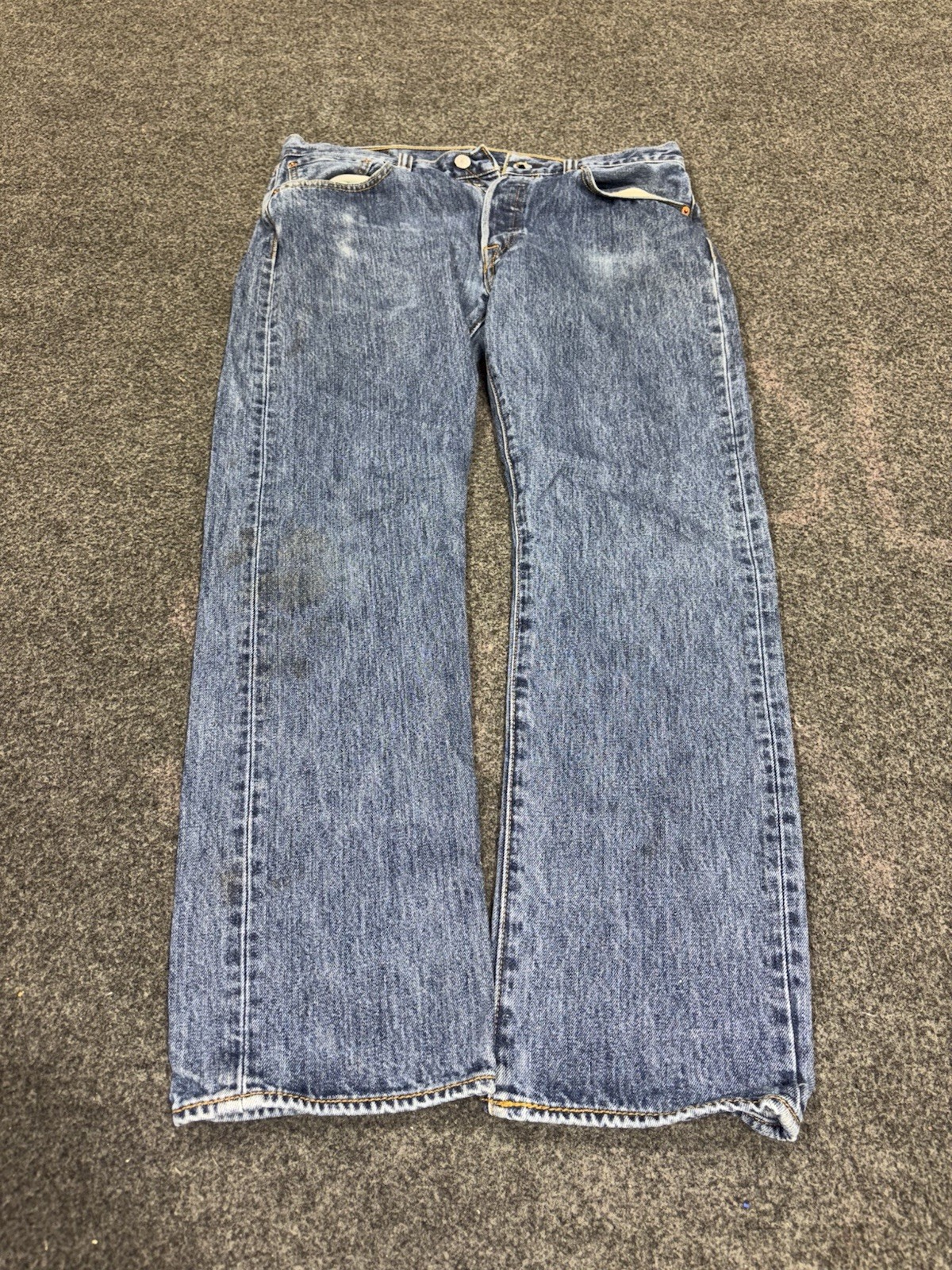 Levi’s 501 Jeans Mens 33×30 Blue Denim Button Fly Straight Leg Vintage Wash