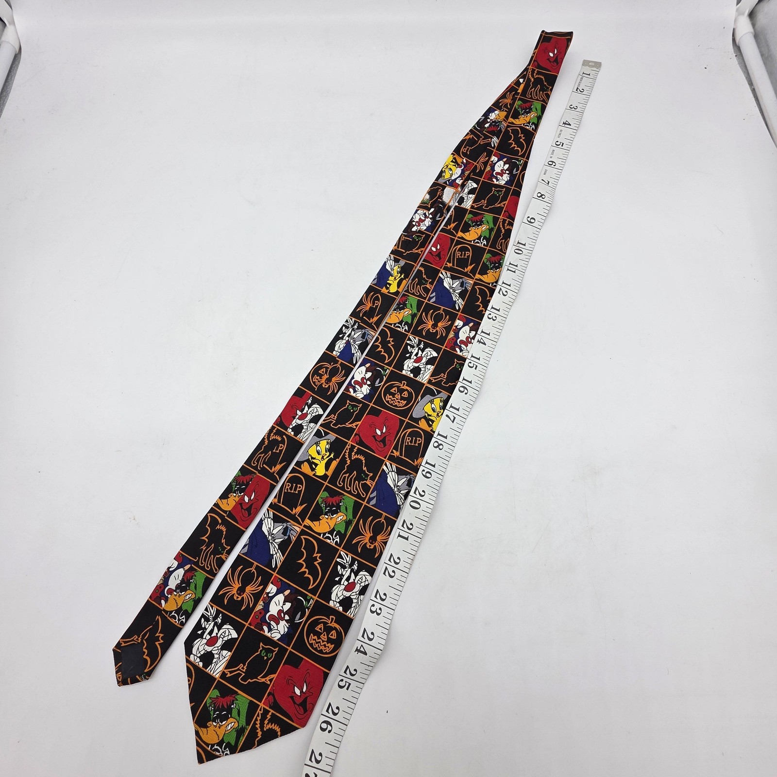 Vintage Looney Tunes Tie Mens One Size Multicolor Halloween Cartoon Novelty