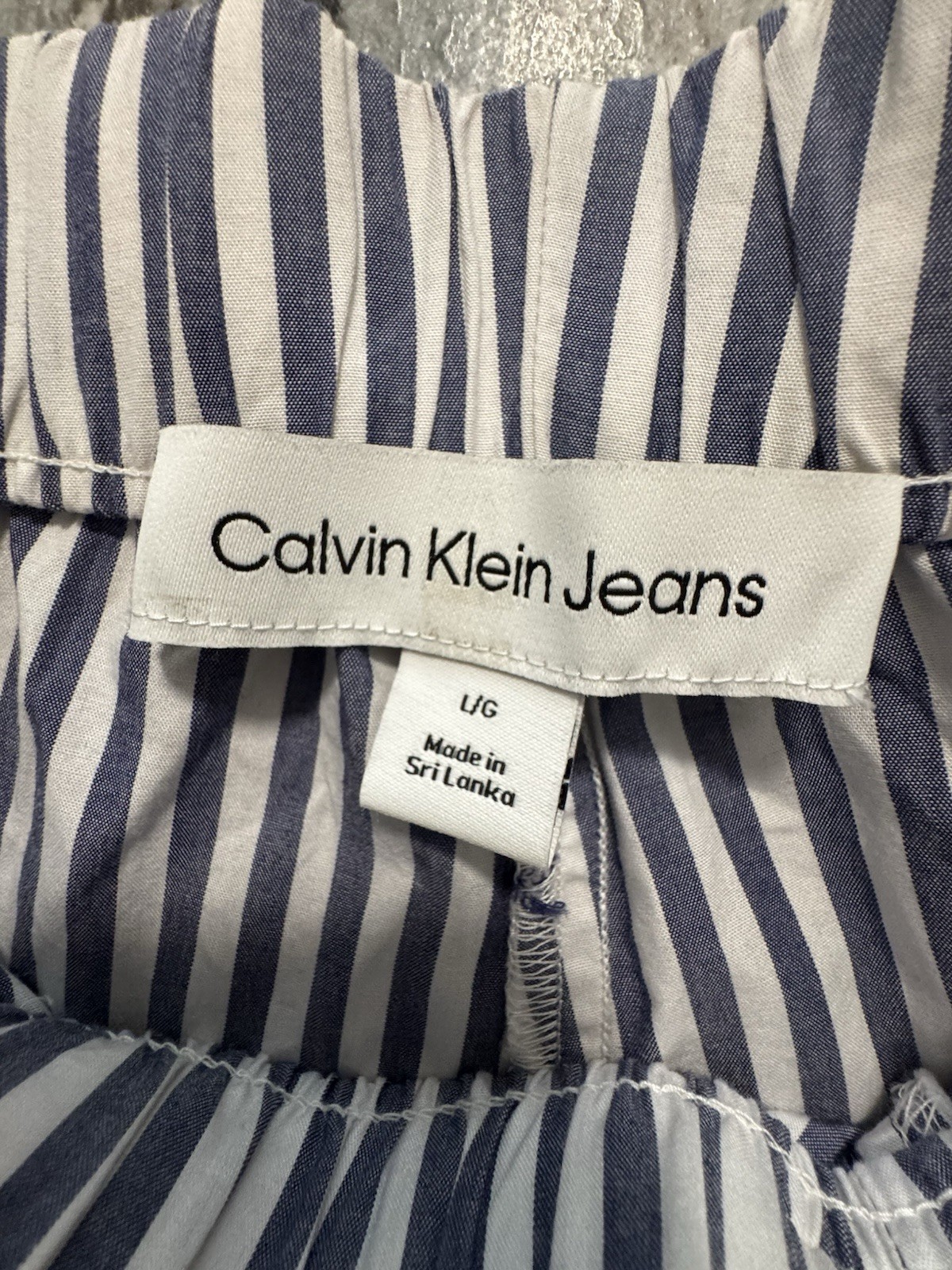 Calvin Klein Jeans Women’s Striped Pull-On Chino Shorts L Elastic Waist Pockets