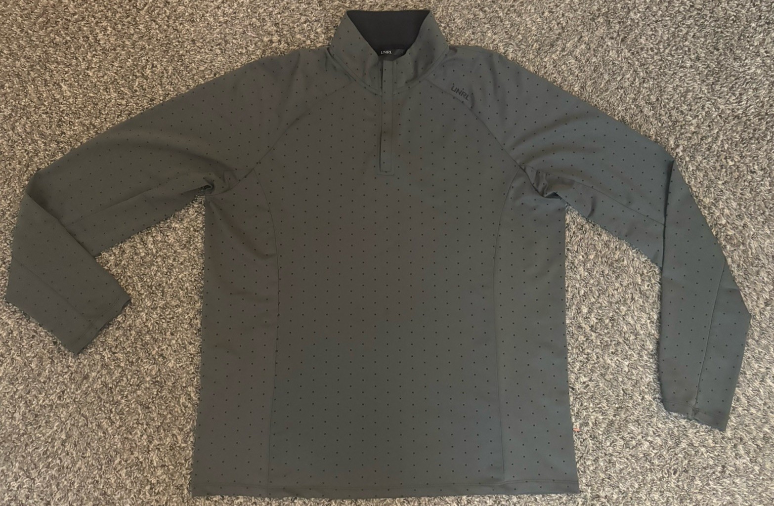 UNRL Highlands Quarter Zip – Forest Green + Black X-Dot Print Men’s Large