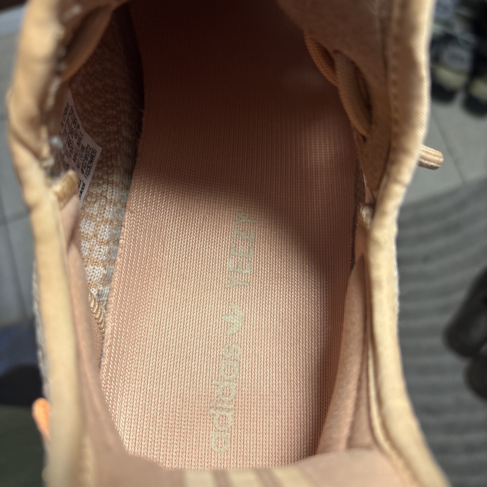 adidas Yeezy Boost 350 V2 Clay Size 11.5 Excellent Cond No Box