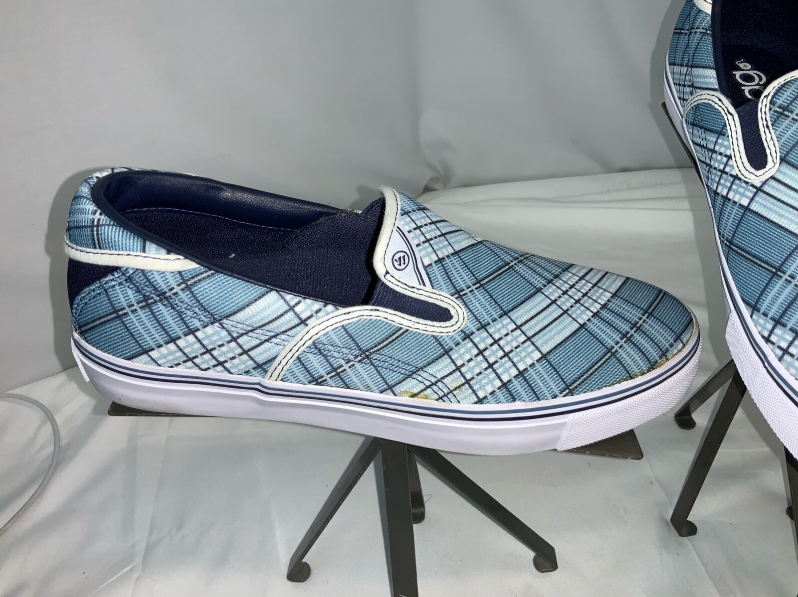 Warrior Swag Skateboard Shoes Sz 8.5 D Men Blue Plaid Slip On New YGI I1S-73