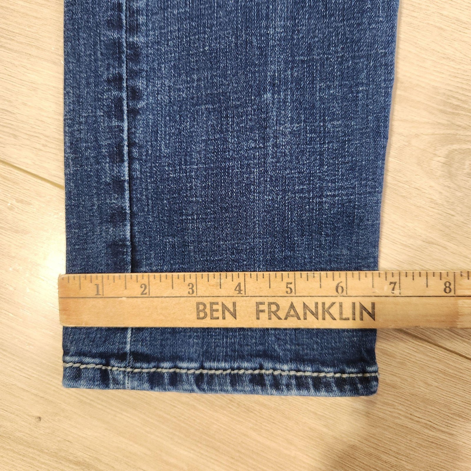 BKE Alec Straight Jeans Mens 30×32 Blue Medium Wash Denim Distressed Stretch