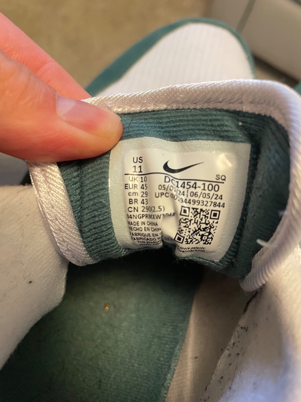 Size 11.5 – Nike Air Max 1 Evergreen