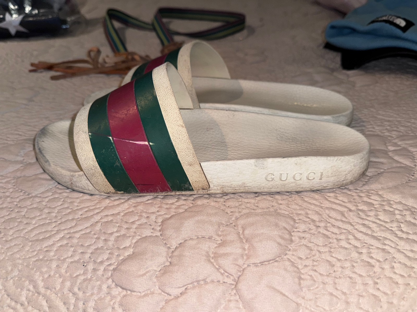 Gucci Men’s Web Rubber Slide Sandals White w/Red/Green Stripe