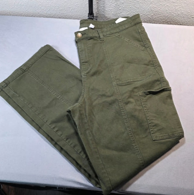 Belle by Kim Gravel Olive Green Cargo Carpenter Pants Straight Leg 20WT Tall