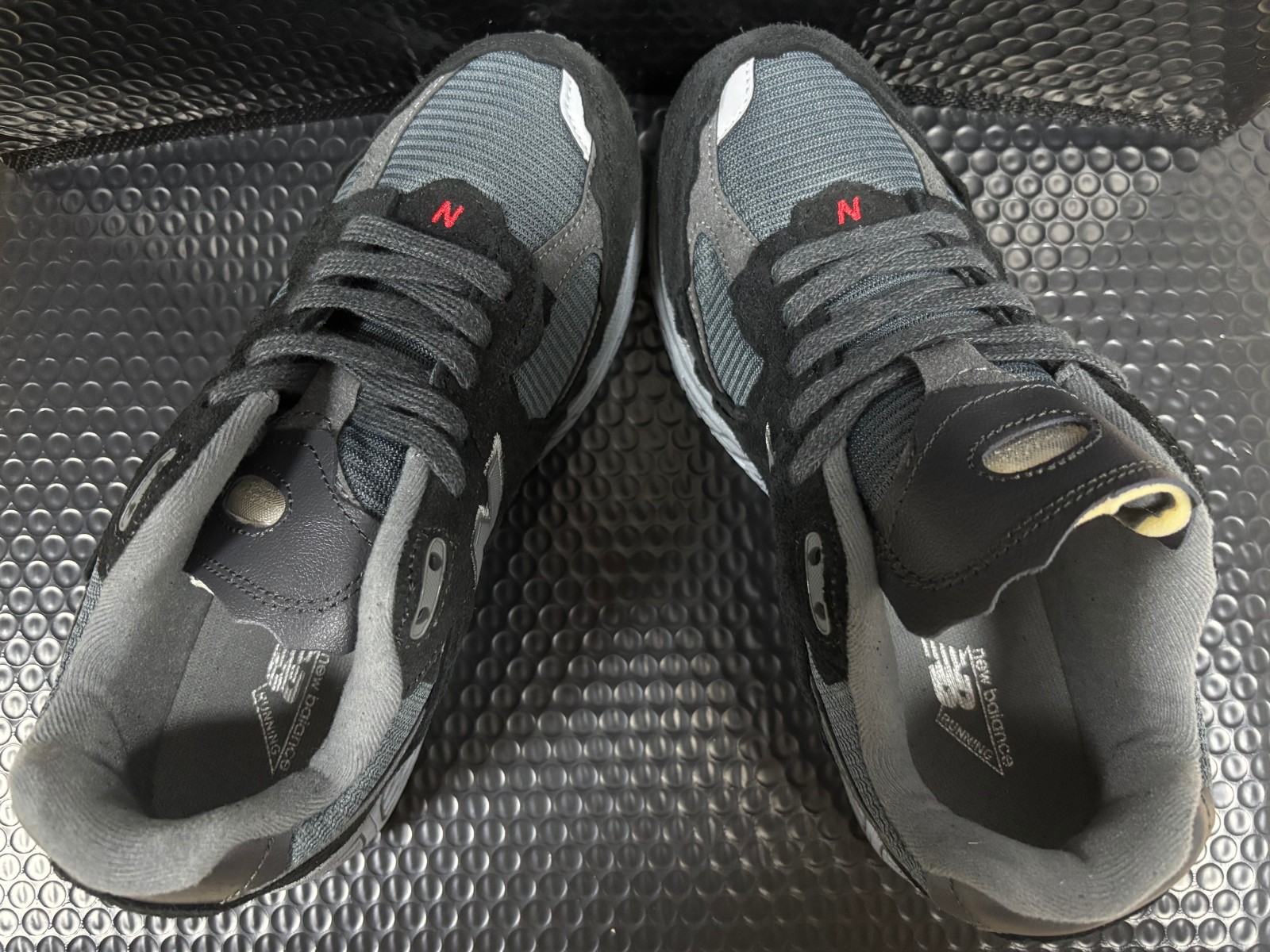 Men’s Shoe New Balance 2002R Black Protection US 8-12 NO BOX USA READY SHIP